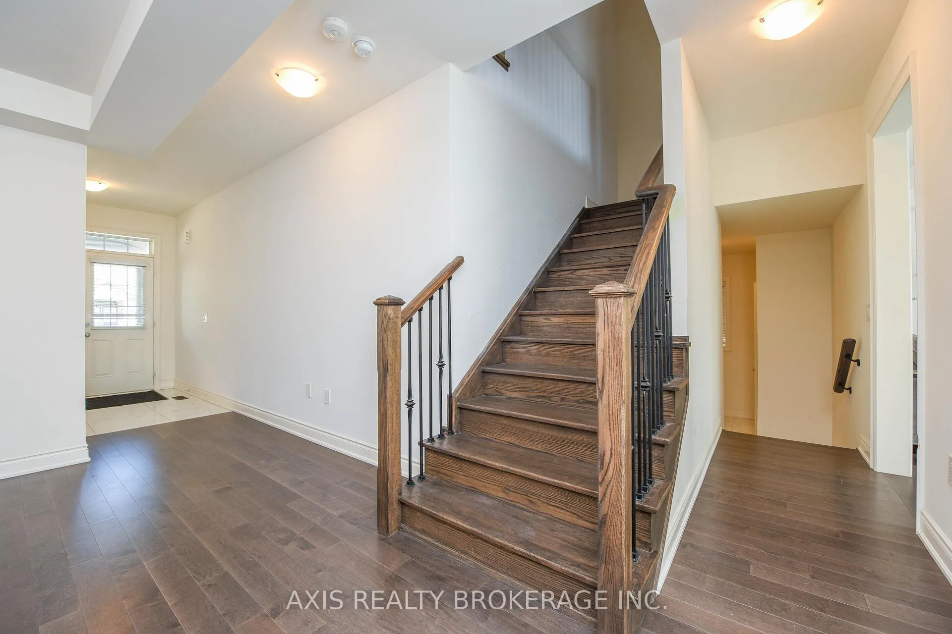 Photo 8 of 1534 Devine Point, Milton, Ford — HOMEH