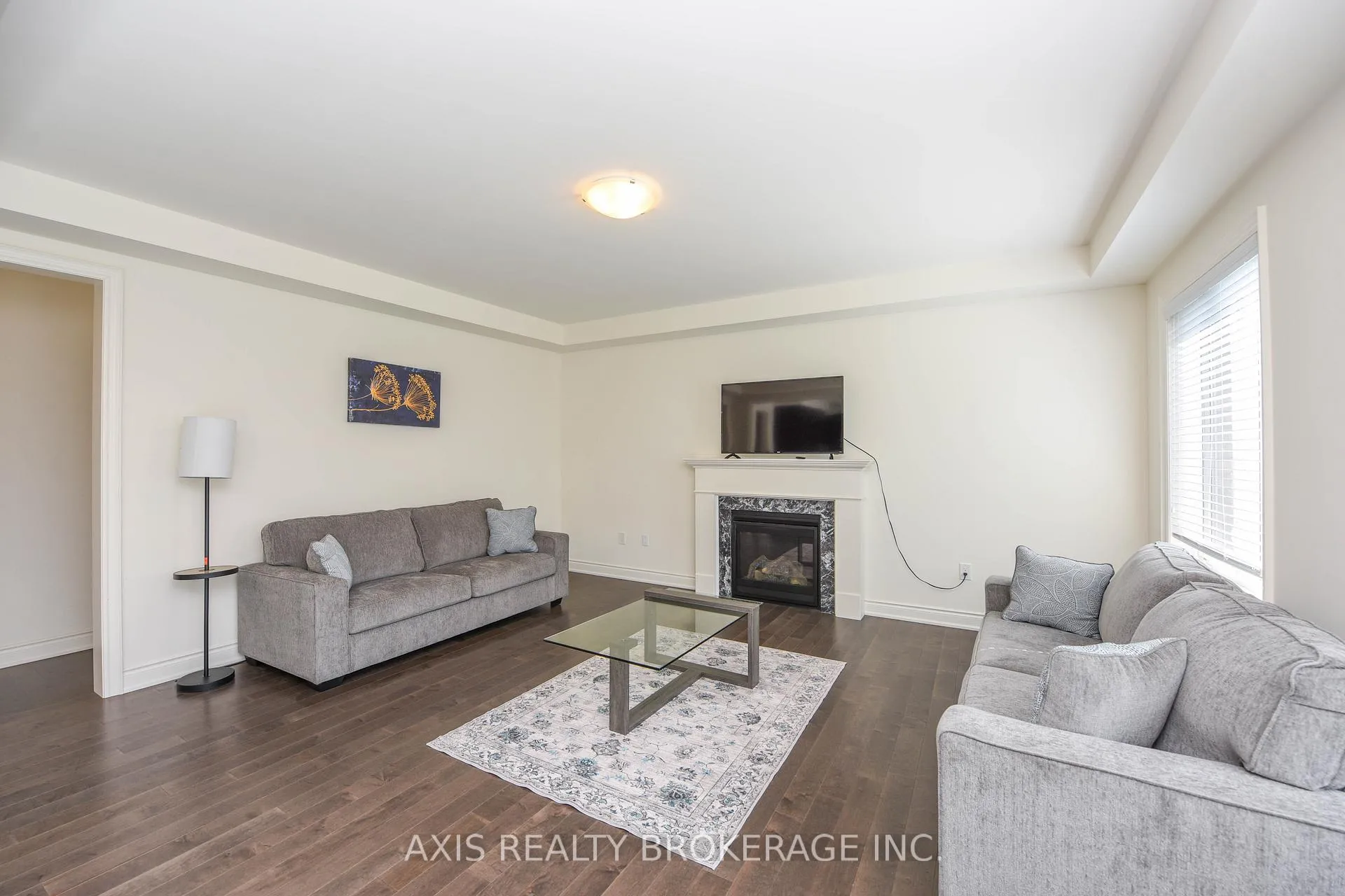 Photo 10 of 1534 Devine Point, Milton, Ford — HOMEH
