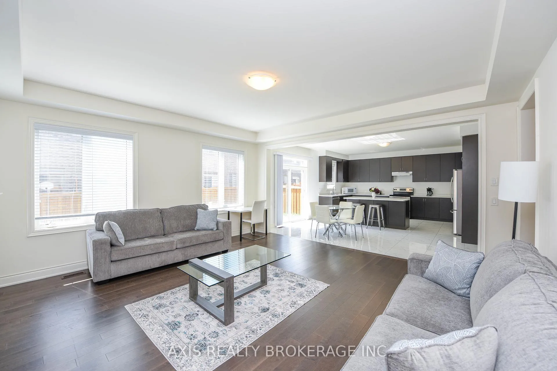 Photo 11 of 1534 Devine Point, Milton, Ford — HOMEH