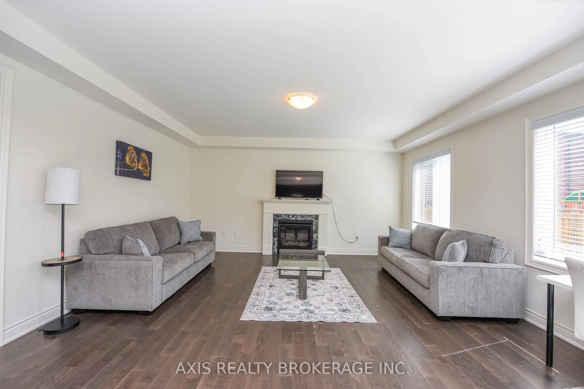 Photo 12 of 1534 Devine Point, Milton, Ford — HOMEH