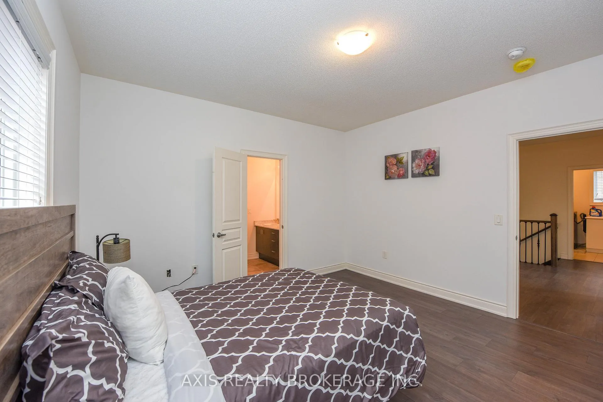 Photo 26 of 1534 Devine Point, Milton, Ford — HOMEH