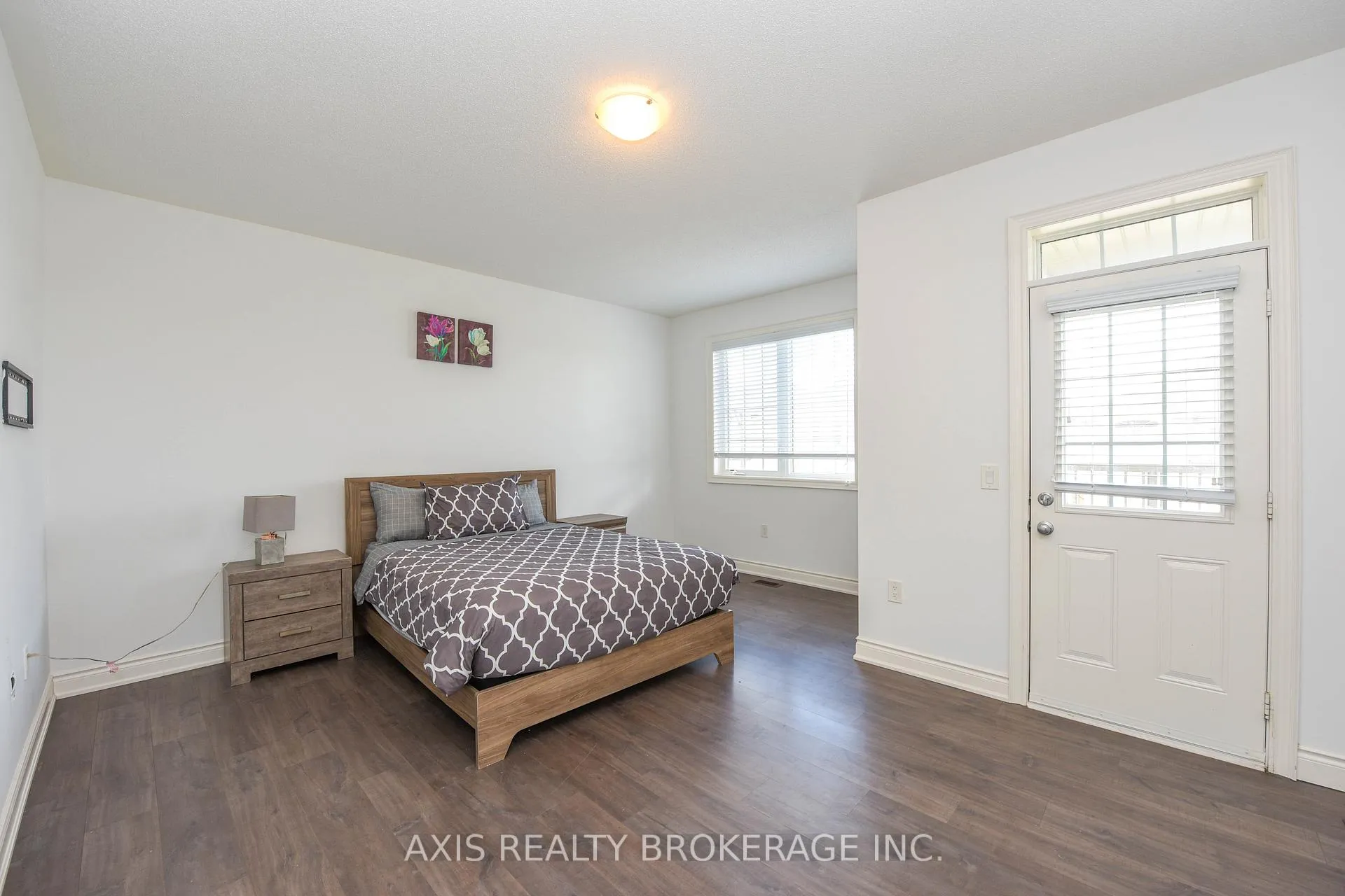 Photo 28 of 1534 Devine Point, Milton, Ford — HOMEH