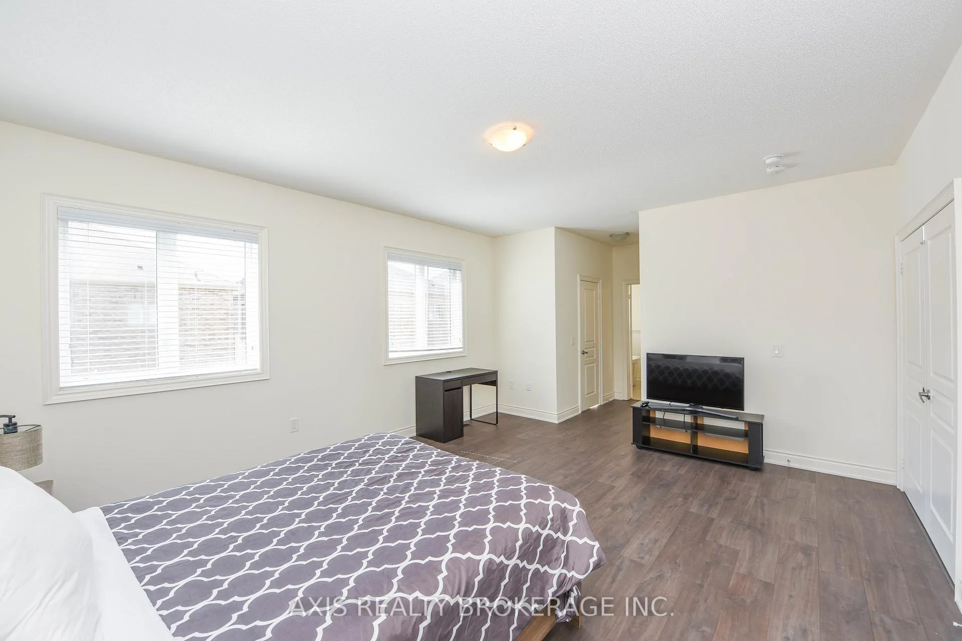 Photo 39 of 1534 Devine Point, Milton, Ford — HOMEH