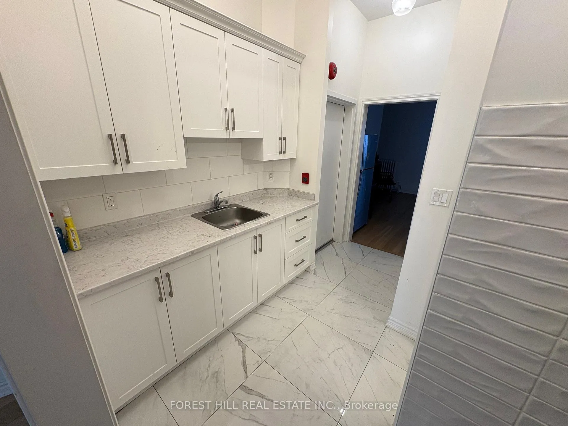 Photo 1 of Unit B, 756 Queen Street, Toronto, Trinity-Bellwoods — HOMEH