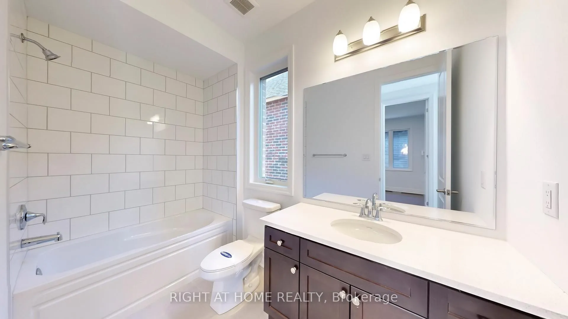 Photo 14 of 6 wisla Avenue, Markham, Victoria Square — HOMEH