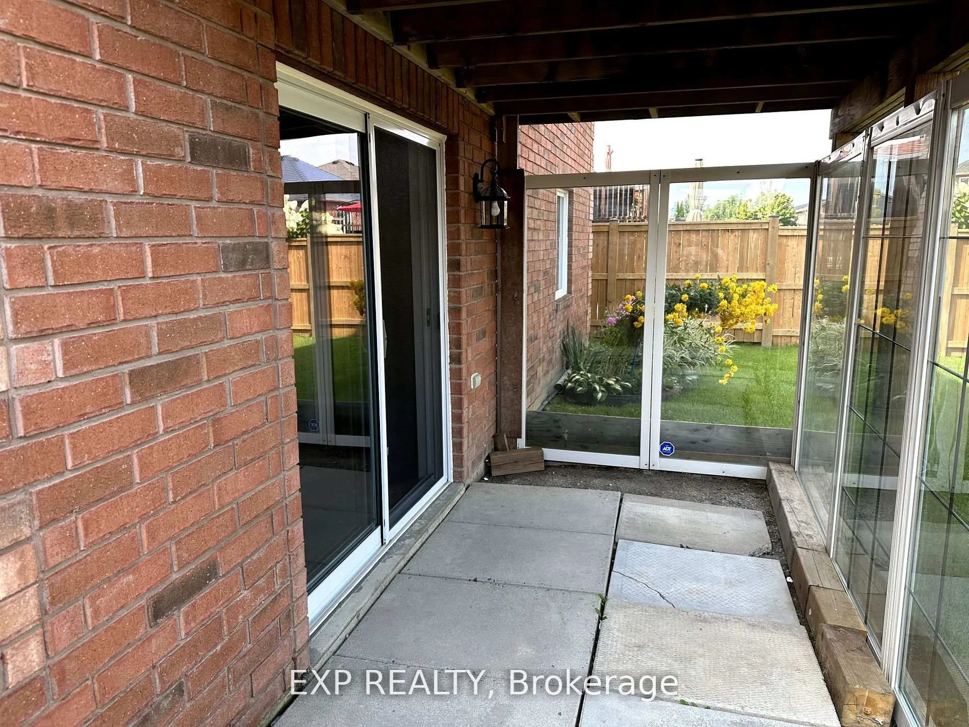 Photo 5 of Unit Basement, 91 Sun King Crescent, Barrie, Innis-Shore — HOMEH