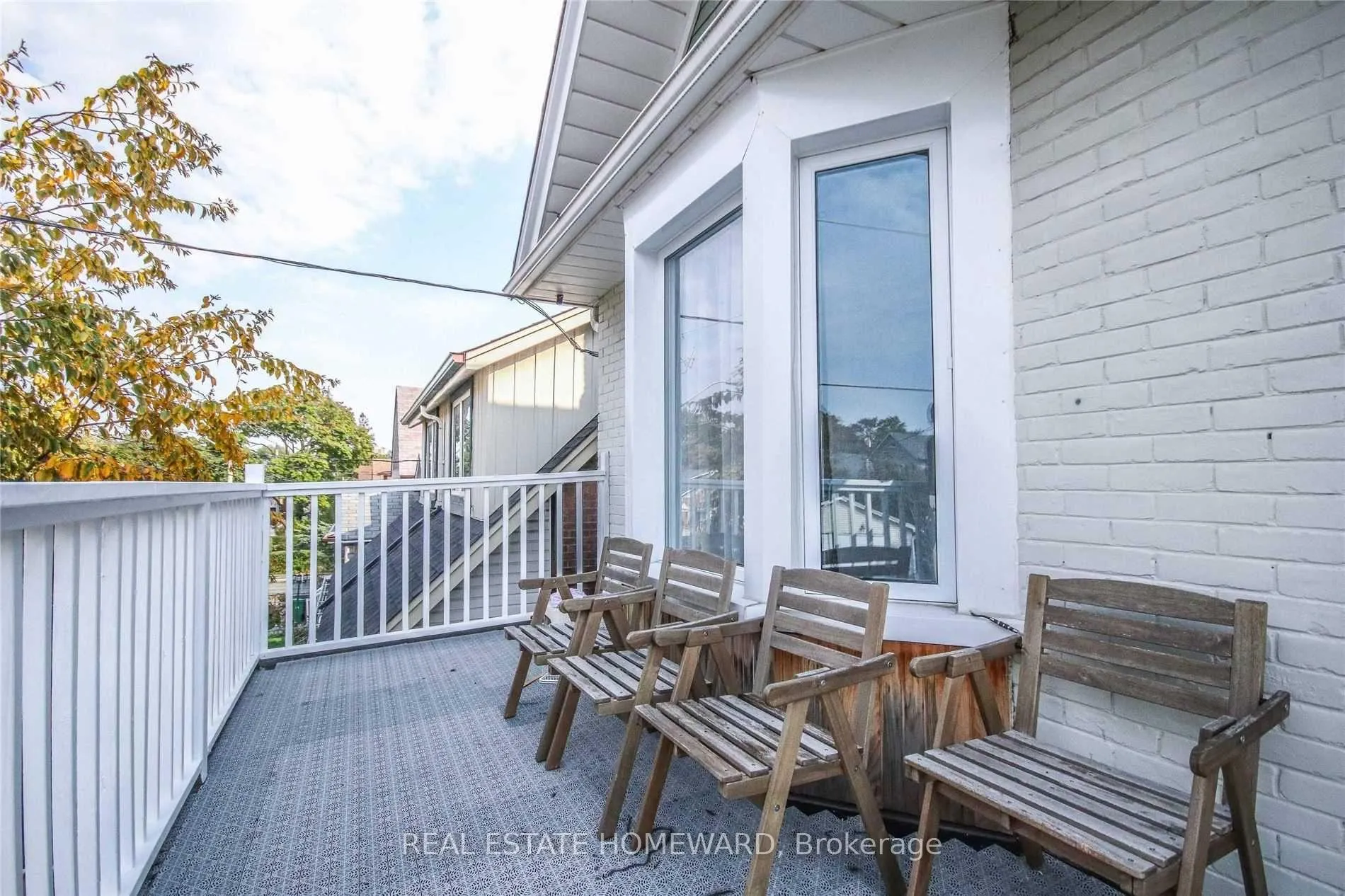 Photo 2 of Unit 2nd Floor, 75 Dunkirk Road, Toronto, Danforth Village-East York — HOMEH