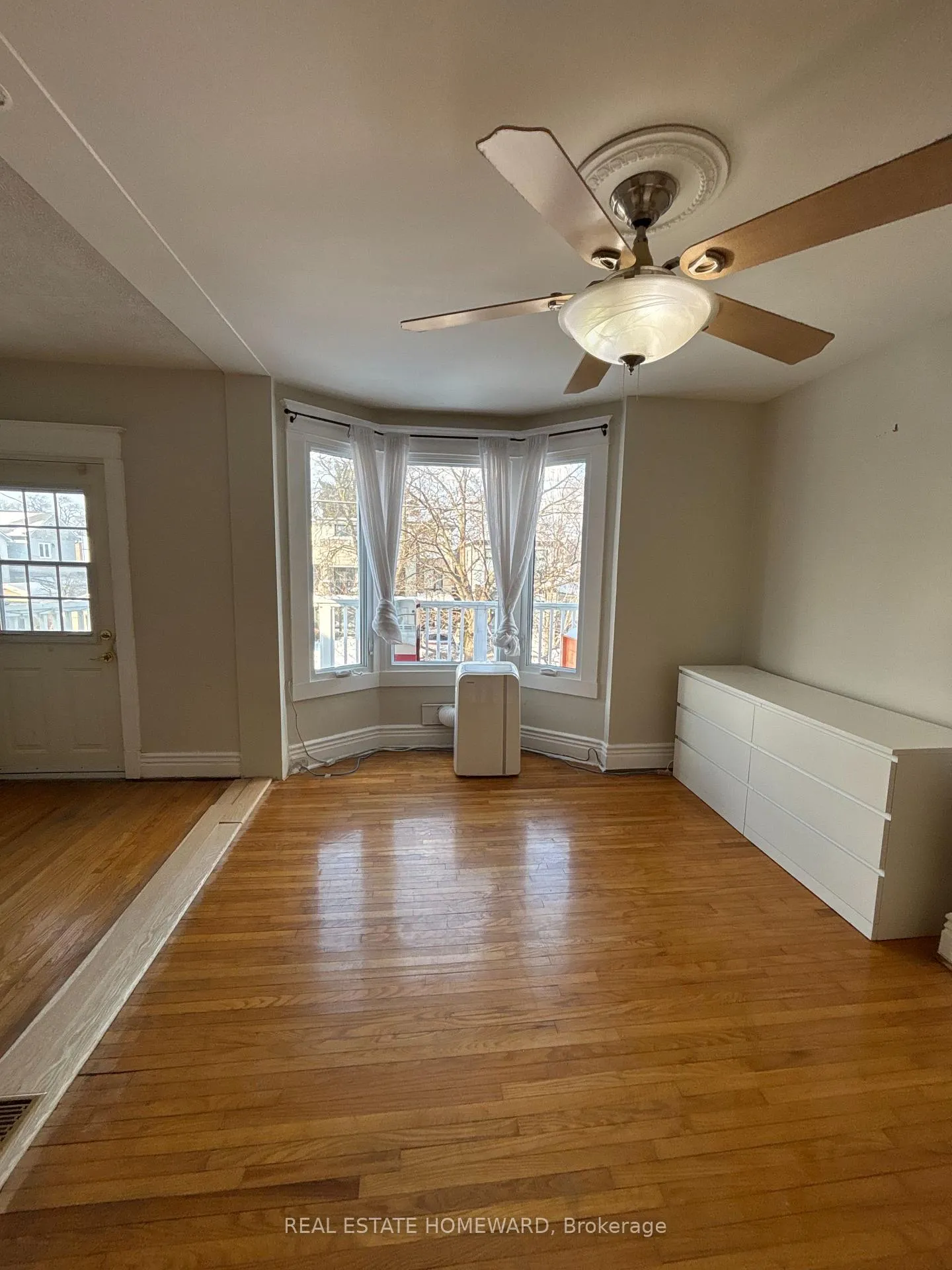 Photo 7 of Unit 2nd Floor, 75 Dunkirk Road, Toronto, Danforth Village-East York — HOMEH