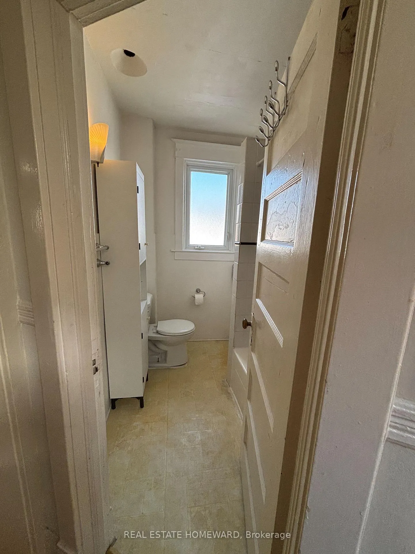 Photo 14 of Unit 2nd Floor, 75 Dunkirk Road, Toronto, Danforth Village-East York — HOMEH