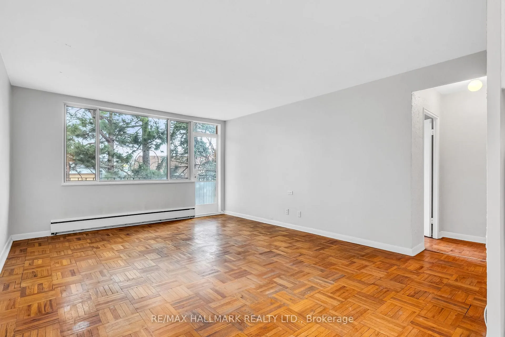 Photo 16 of Unit 7, 18 Kenrae Road, Toronto, Leaside — HOMEH