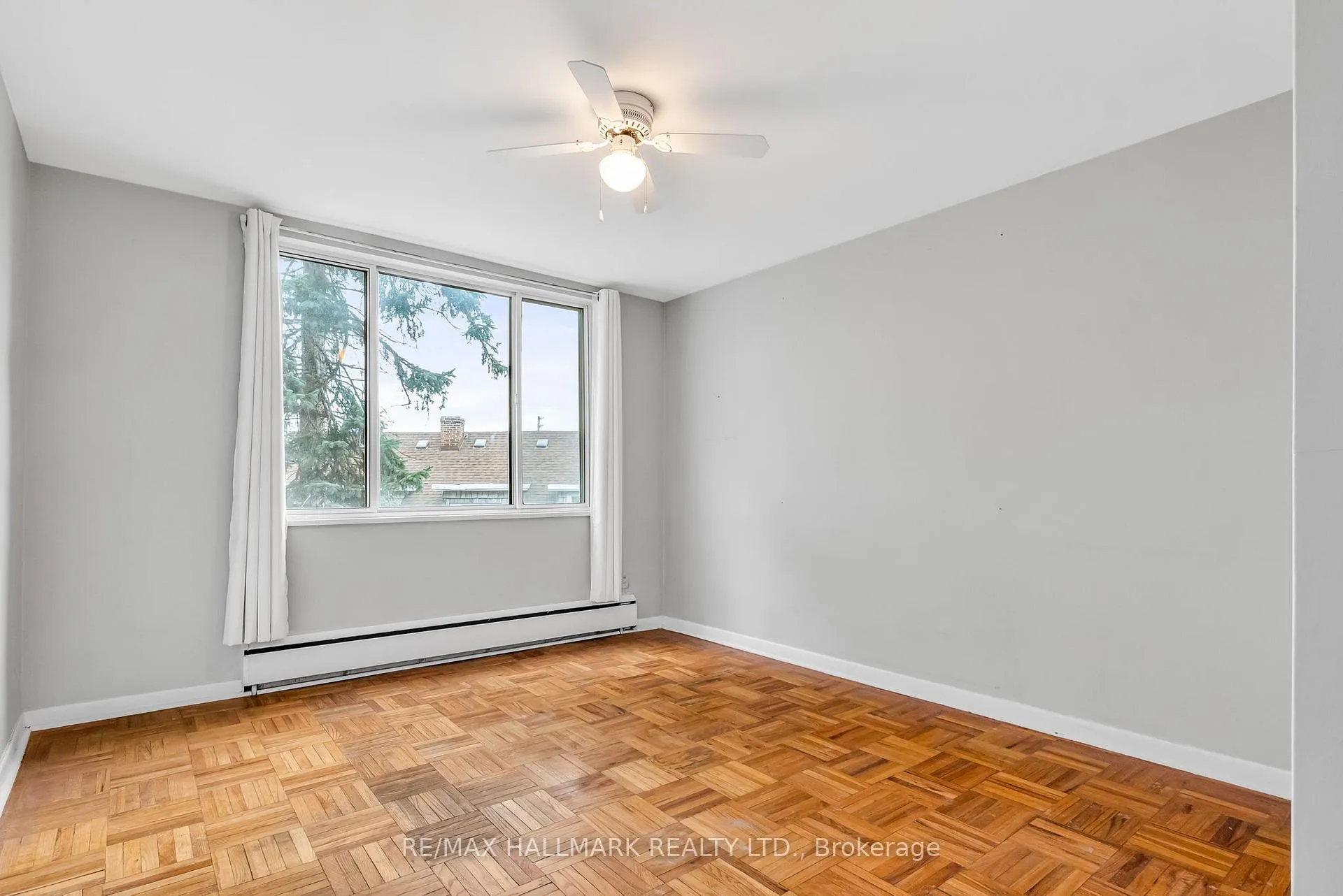 Photo 18 of Unit 7, 18 Kenrae Road, Toronto, Leaside — HOMEH