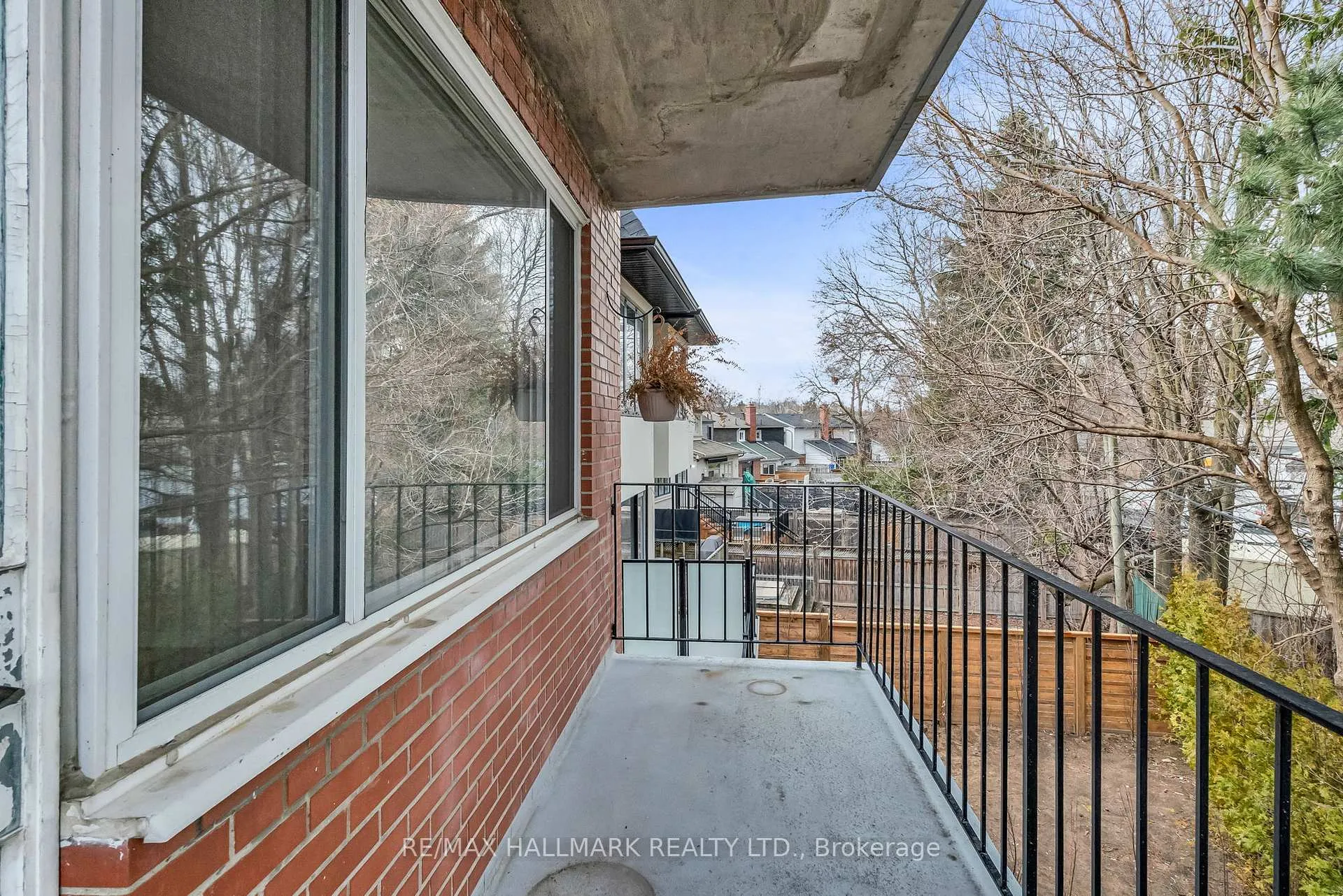 Photo 21 of Unit 7, 18 Kenrae Road, Toronto, Leaside — HOMEH