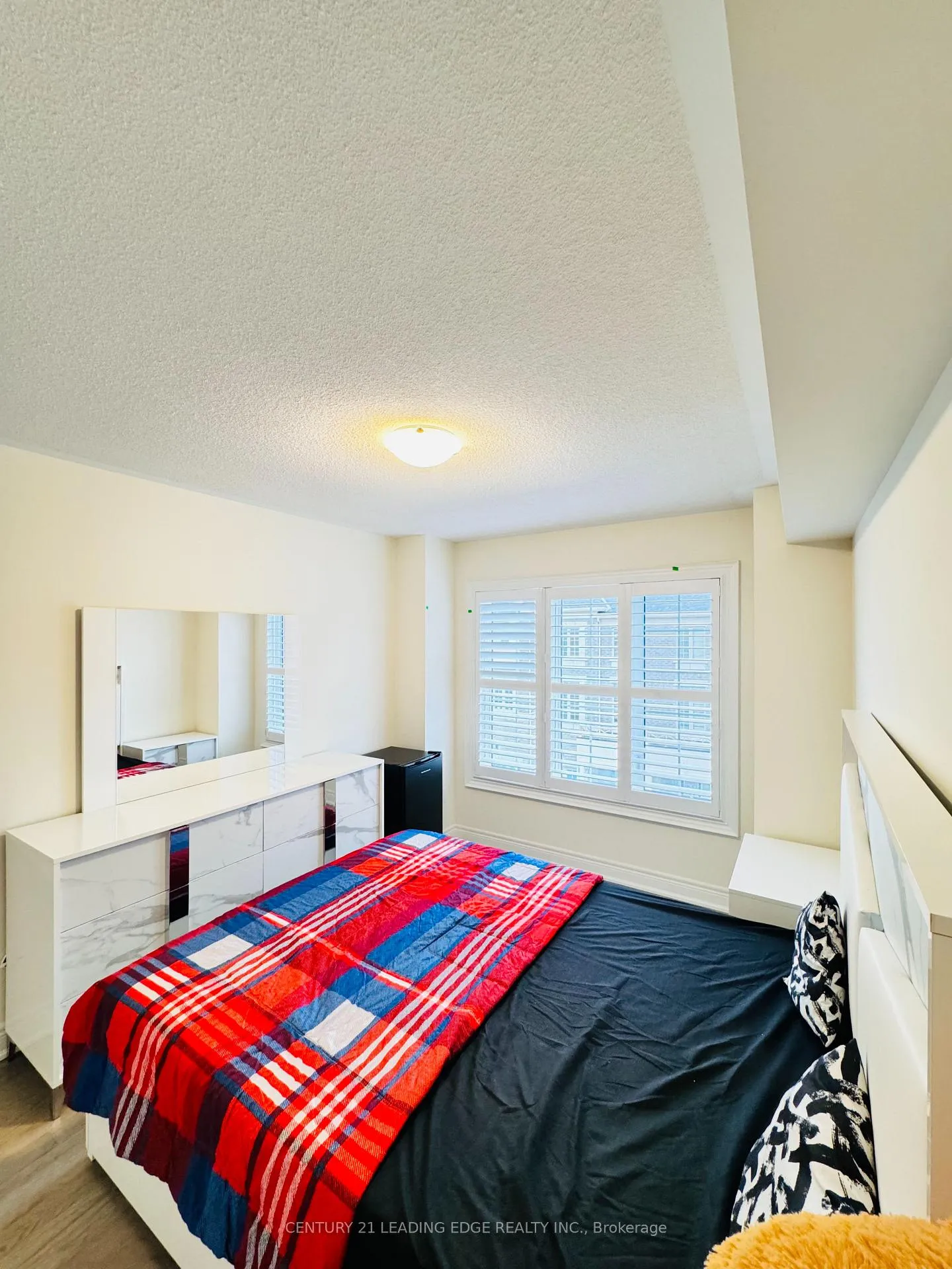 Photo 10 of 18 Thomas Hope Lane, Markham, Cedarwood — HOMEH