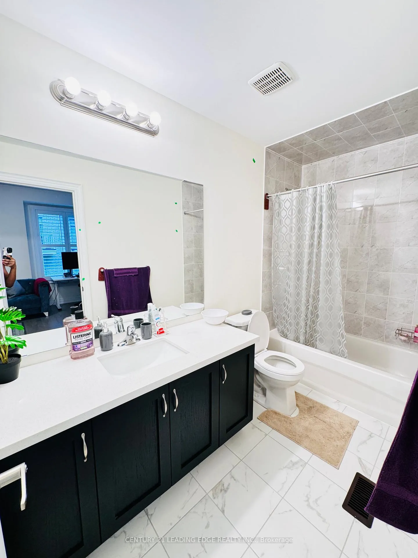 Photo 13 of 18 Thomas Hope Lane, Markham, Cedarwood — HOMEH