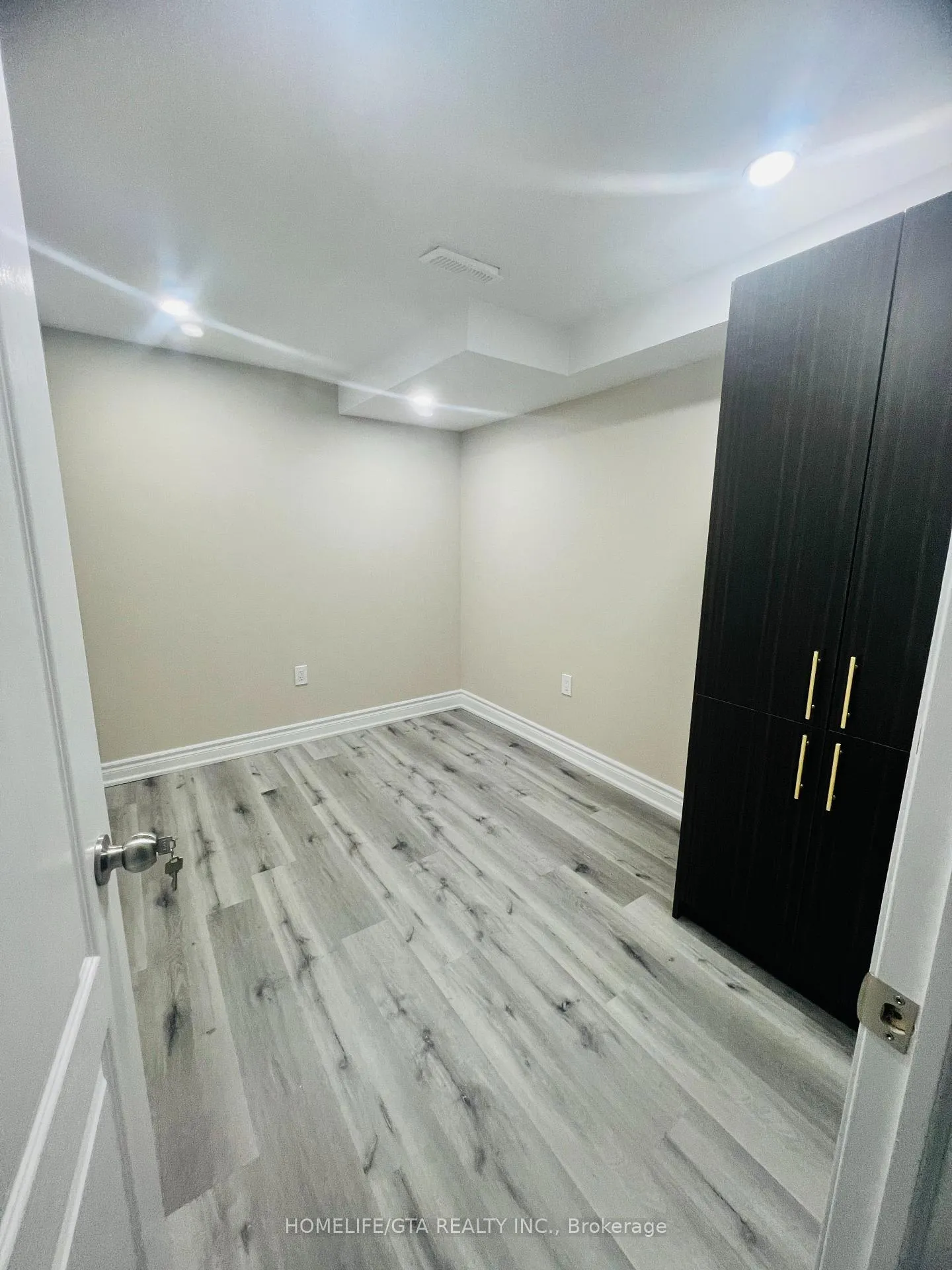 Photo 7 of Unit Bsmt, 347 Kirkham Drive, Markham, Cedarwood — HOMEH