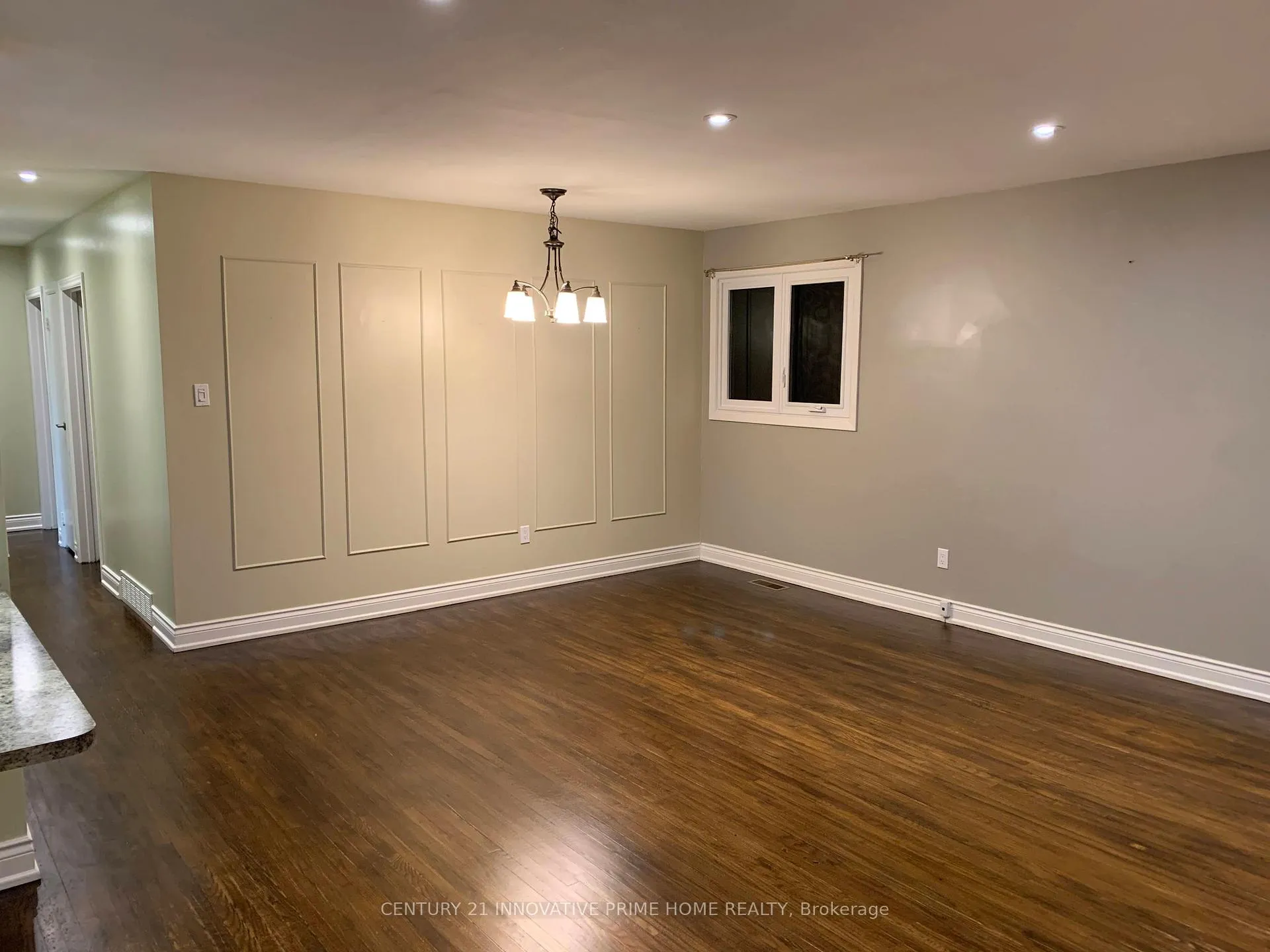 Photo 7 of 58 Clements Road E, Ajax, South East — HOMEH