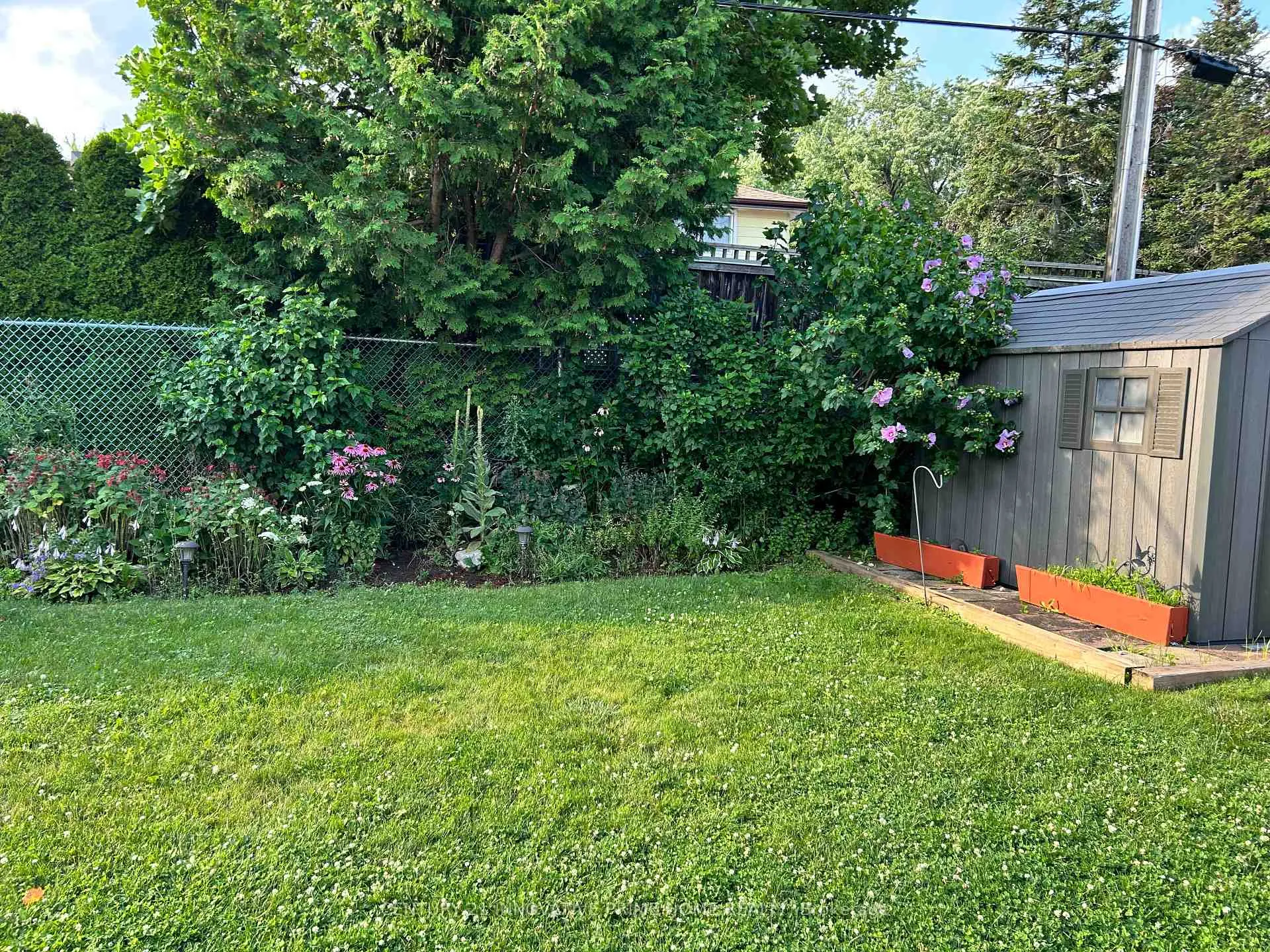 Photo 17 of 58 Clements Road E, Ajax, South East — HOMEH