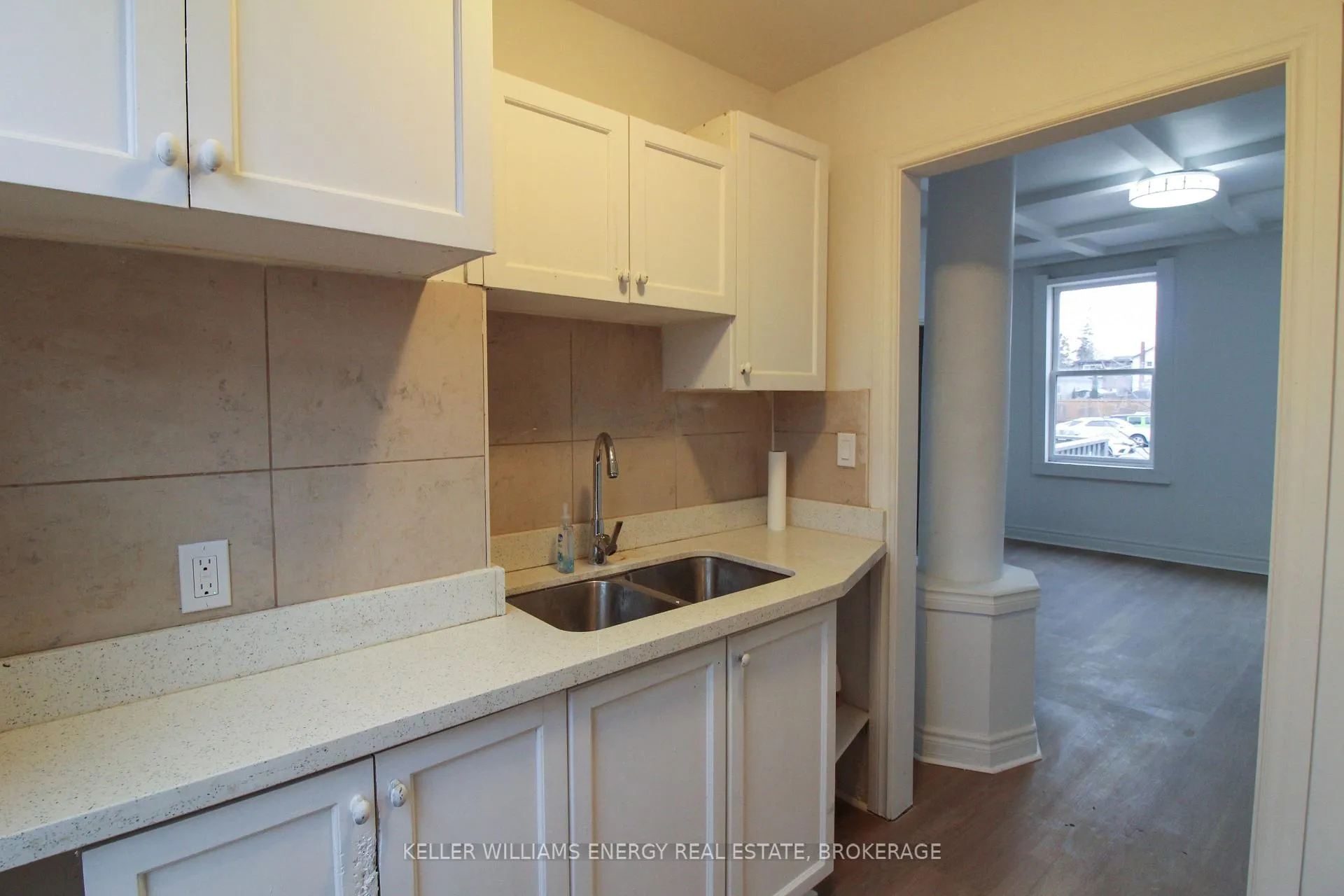 Photo 7 of 75 Colborne Street W, Oshawa, O'Neill — HOMEH