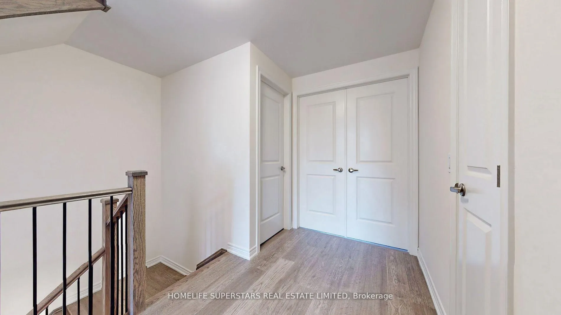 Photo 16 of 1065 Garner Road E, Hamilton, Ancaster — HOMEH