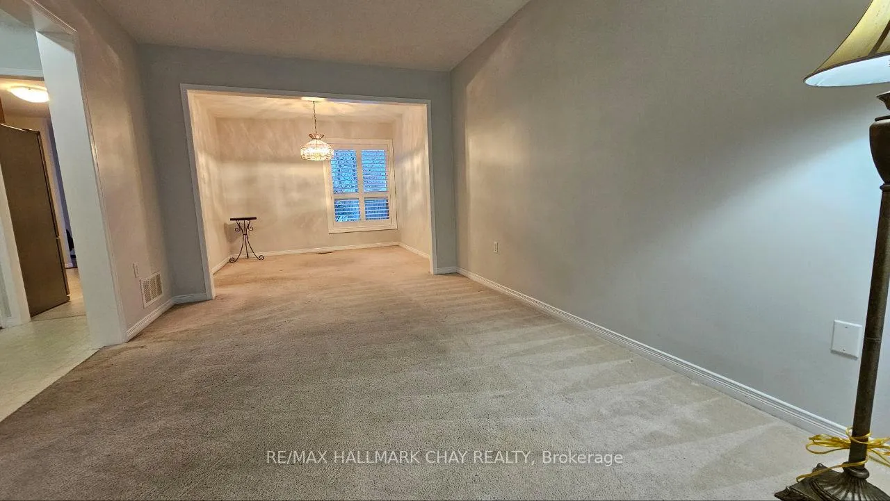 Photo 8 of 54 Ward Drive, Barrie, Painswick North — HOMEH