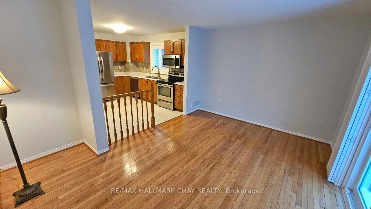 Photo 13 of 54 Ward Drive, Barrie, Painswick North — HOMEH