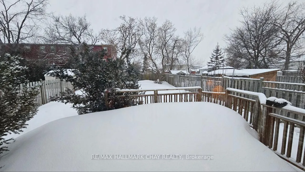 Photo 29 of 54 Ward Drive, Barrie, Painswick North — HOMEH