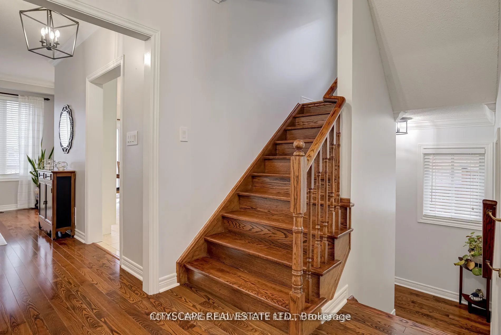 Photo 14 of 24 Spicebush Terrace, Brampton, Credit Valley — HOMEH