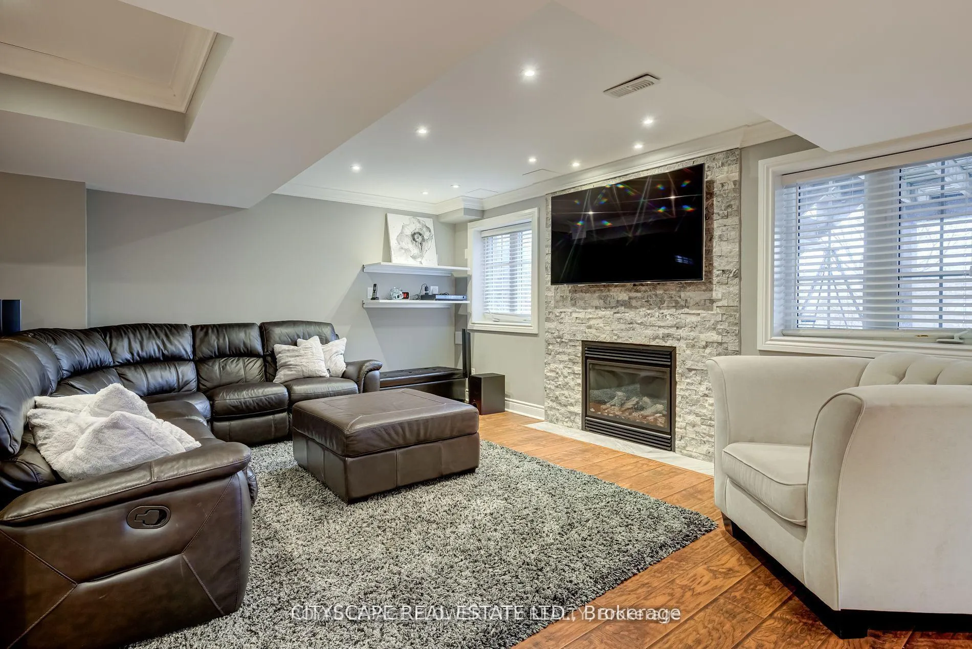 Photo 27 of 24 Spicebush Terrace, Brampton, Credit Valley — HOMEH