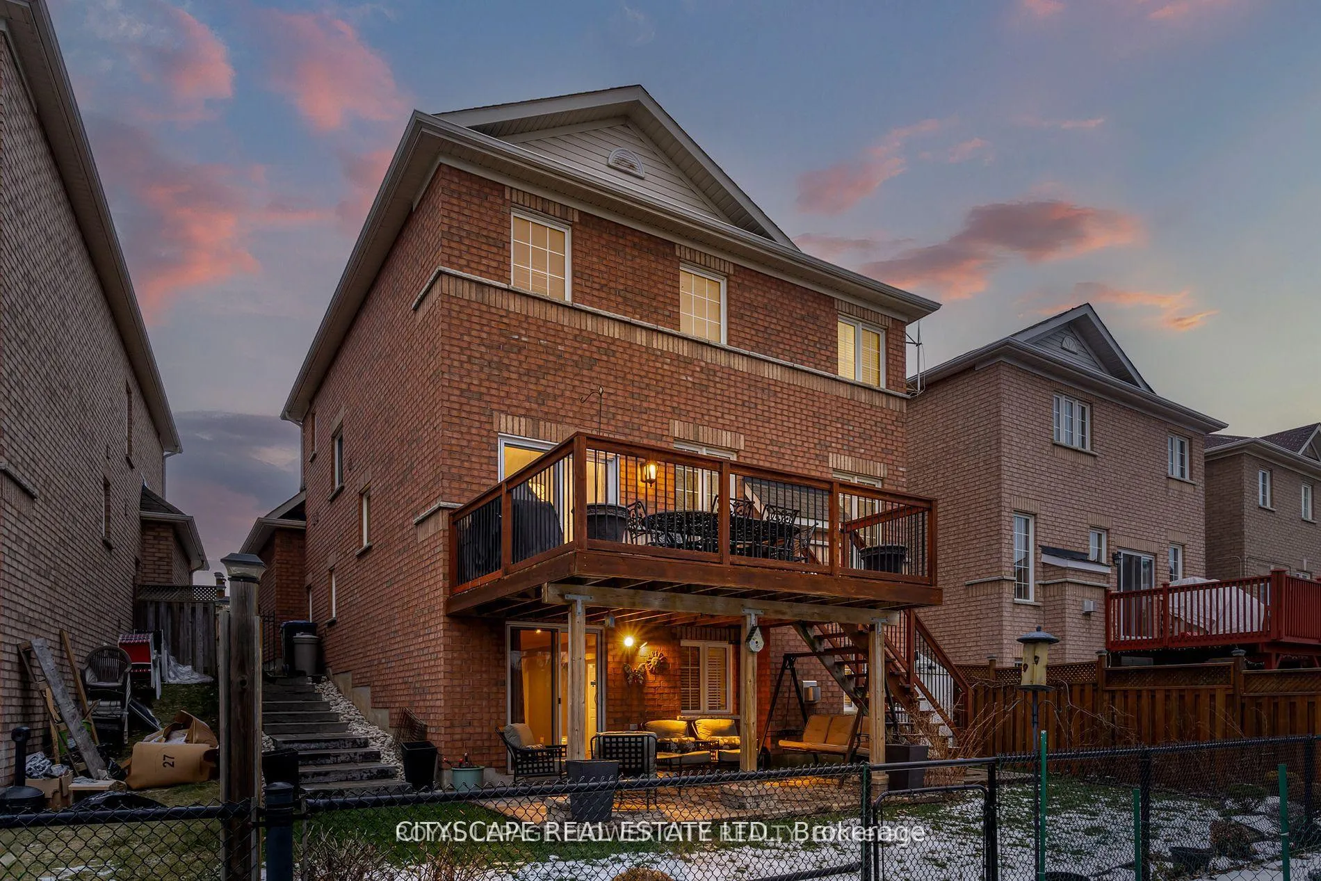 Photo 32 of 24 Spicebush Terrace, Brampton, Credit Valley — HOMEH