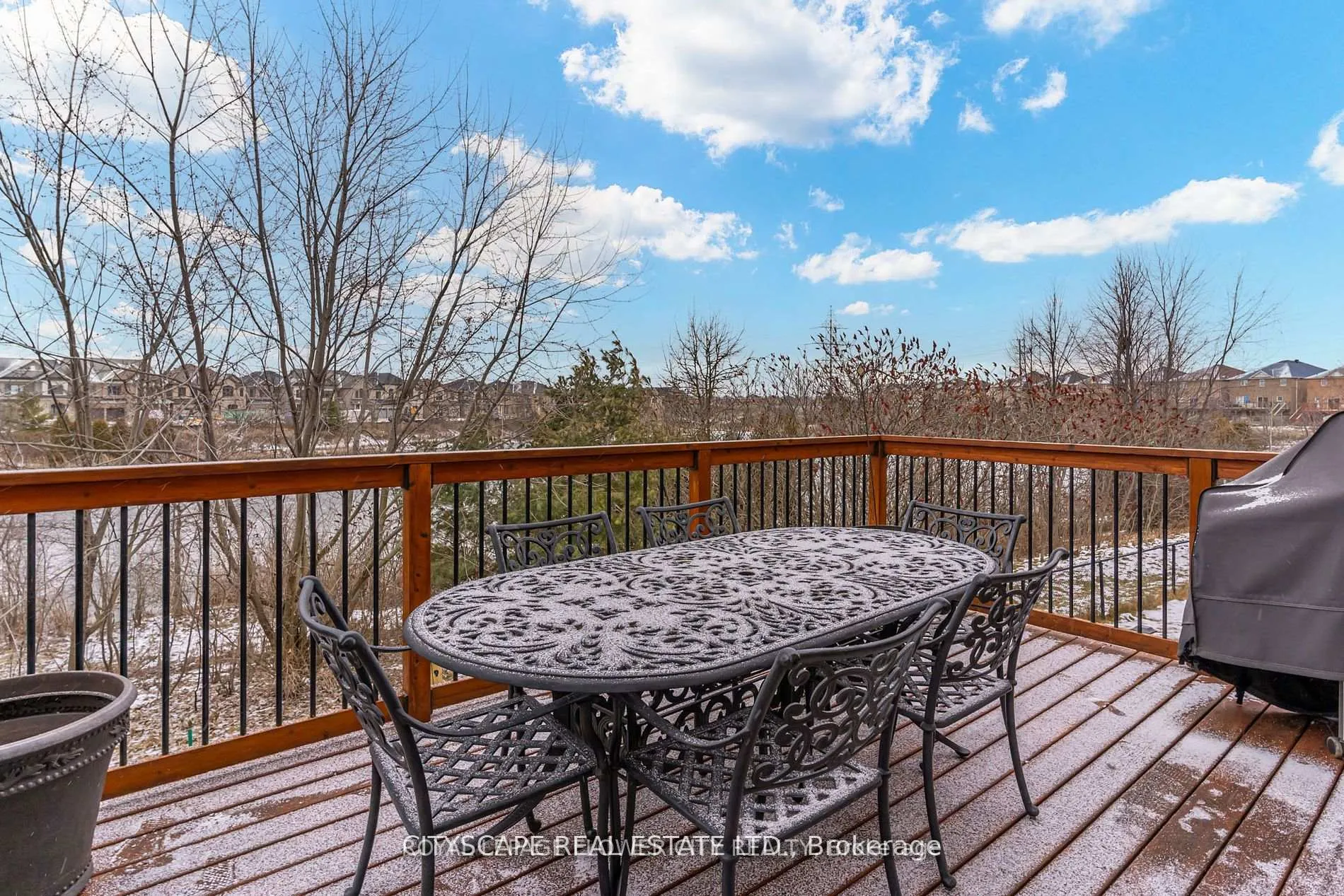 Photo 34 of 24 Spicebush Terrace, Brampton, Credit Valley — HOMEH