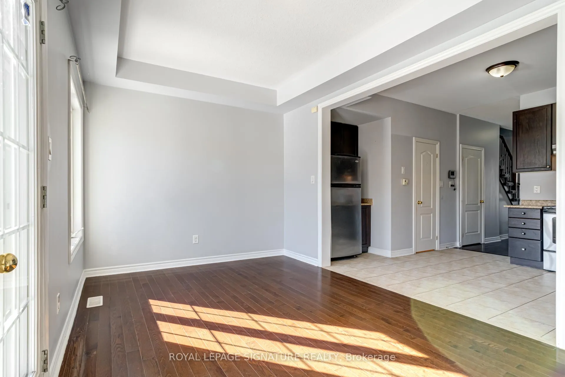Photo 10 of 51 Beckett Crescent, Clarington, Courtice — HOMEH