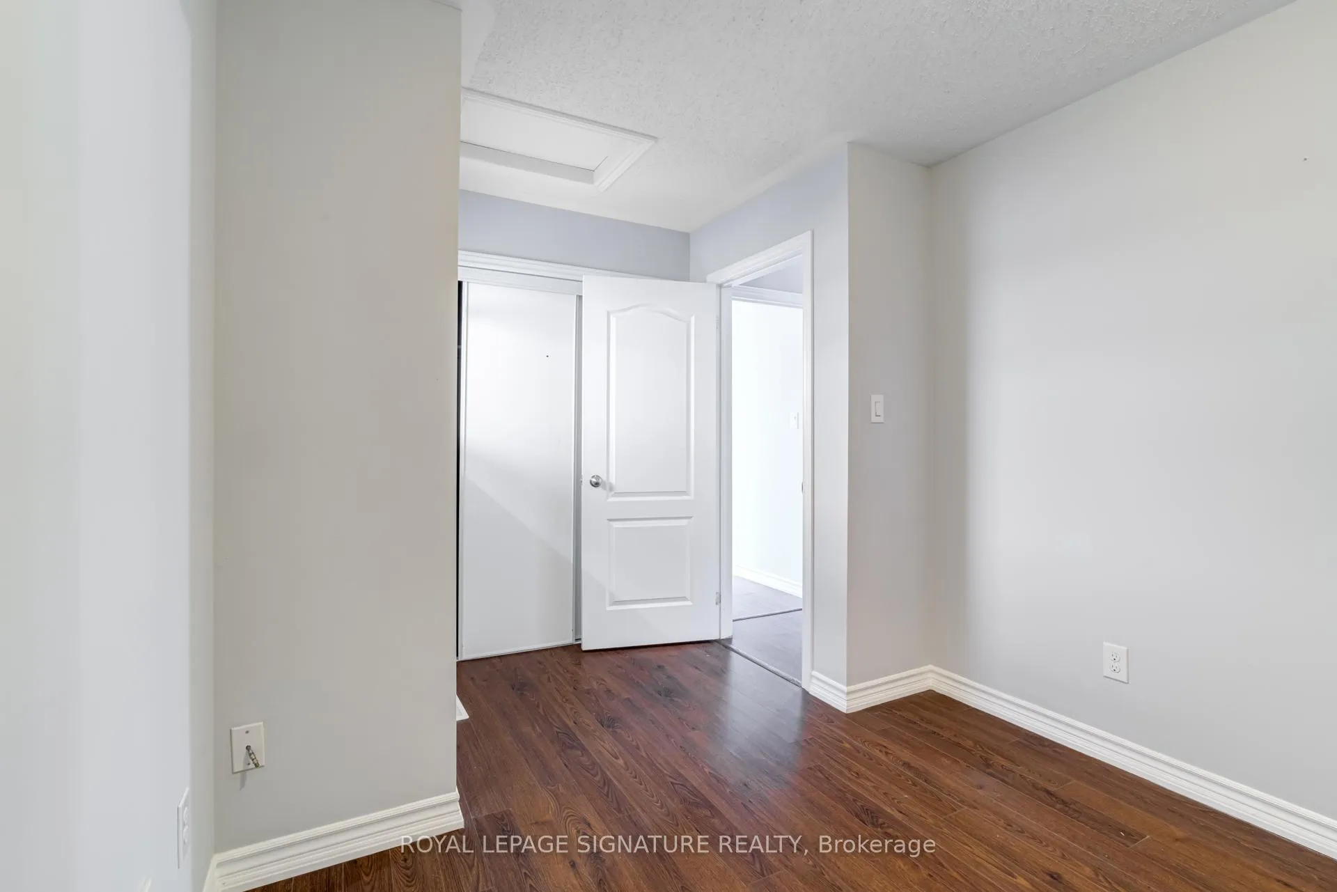 Photo 19 of 51 Beckett Crescent, Clarington, Courtice — HOMEH