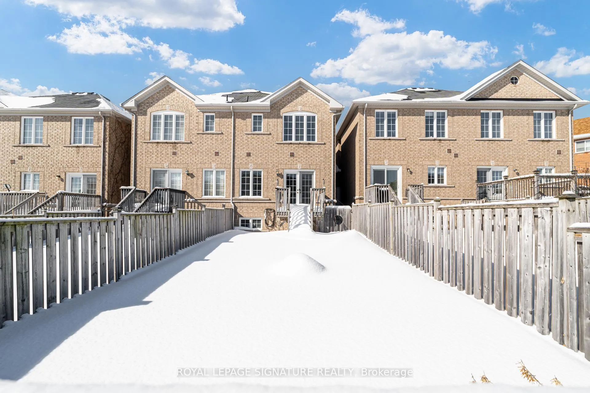 Photo 31 of 51 Beckett Crescent, Clarington, Courtice — HOMEH
