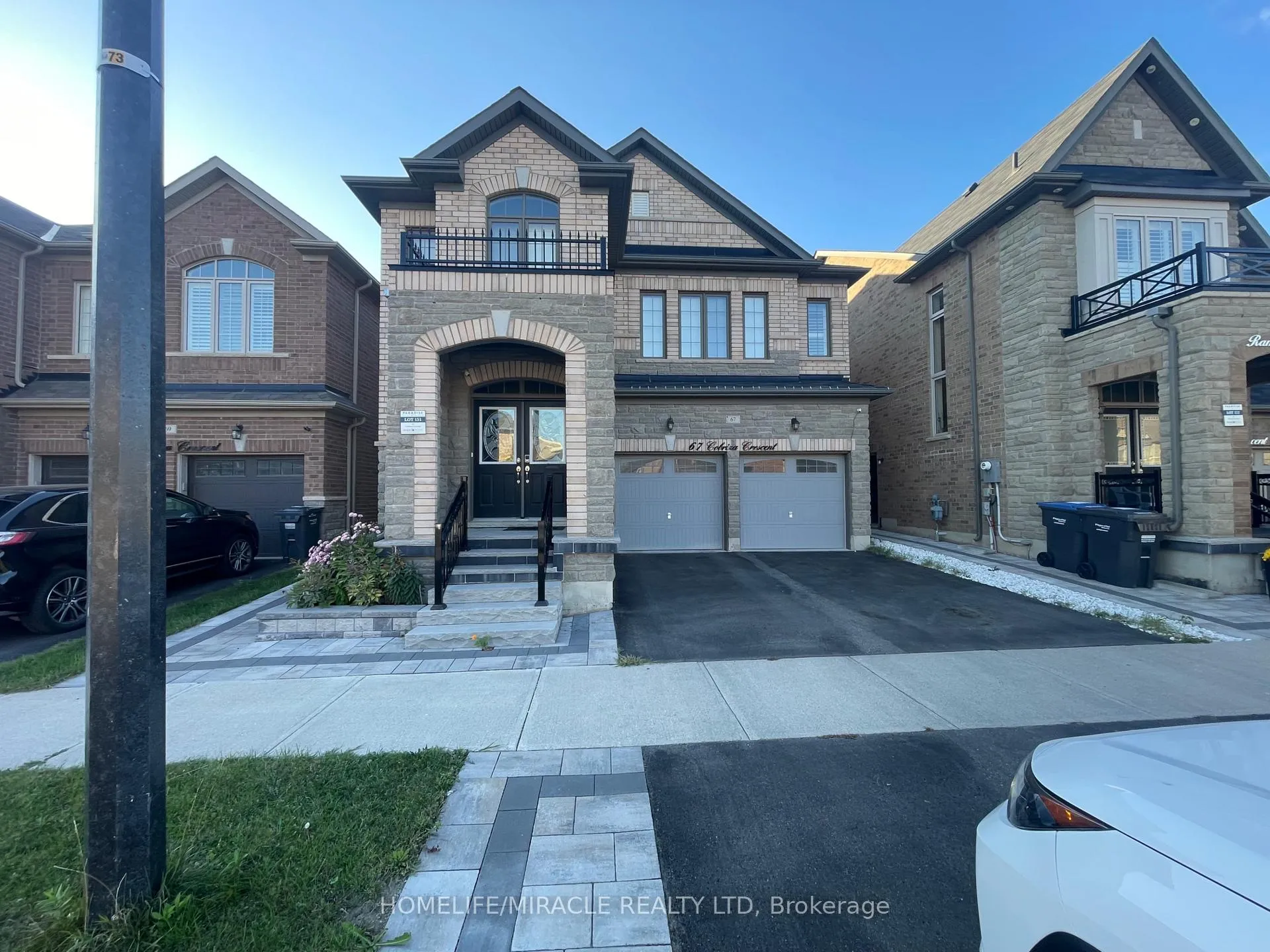 Photo 2 of Unit Basement, 67 Cobriza Crescent, Brampton, Northwest Brampton — HOMEH