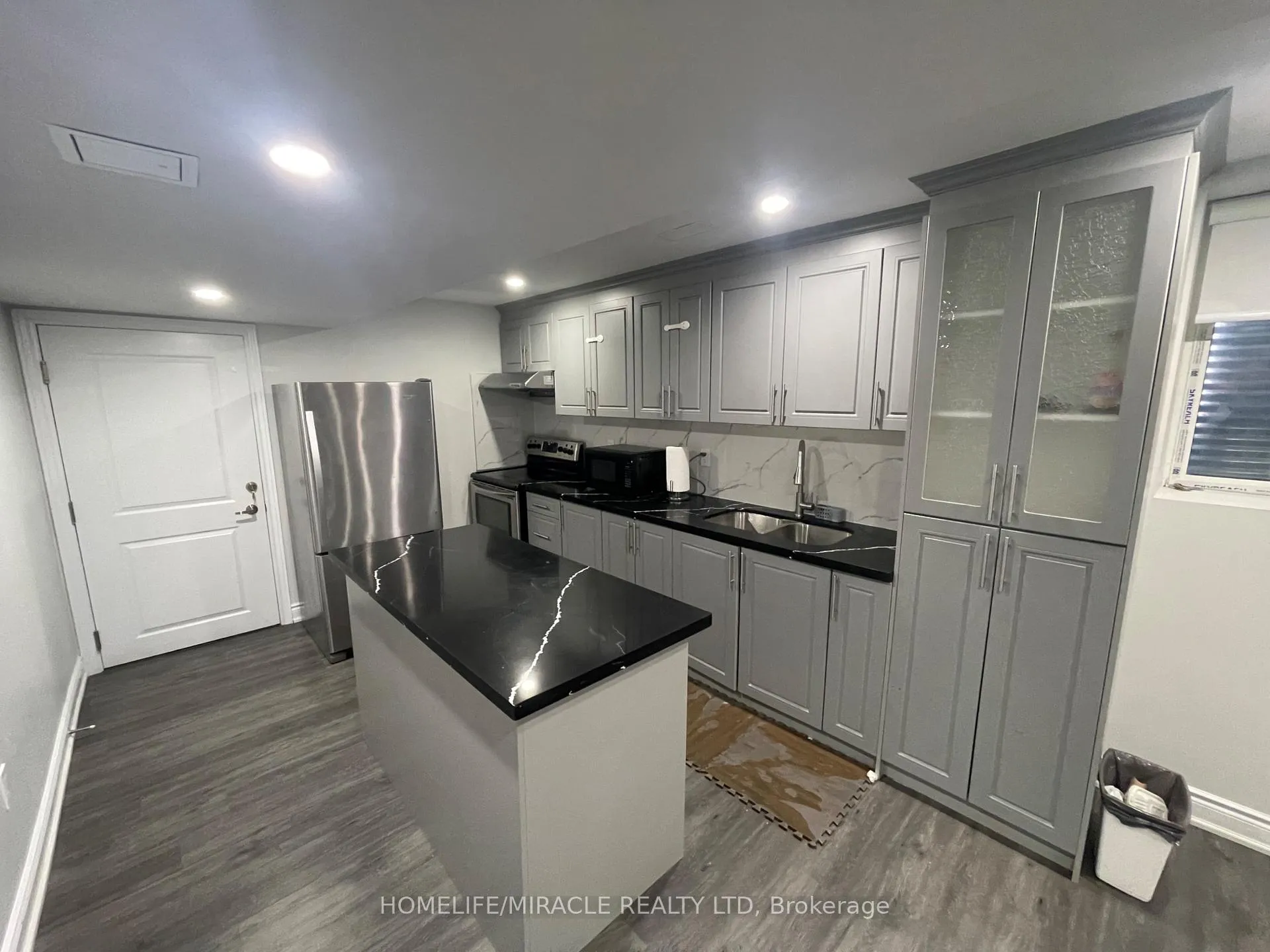 Photo 7 of Unit Basement, 67 Cobriza Crescent, Brampton, Northwest Brampton — HOMEH