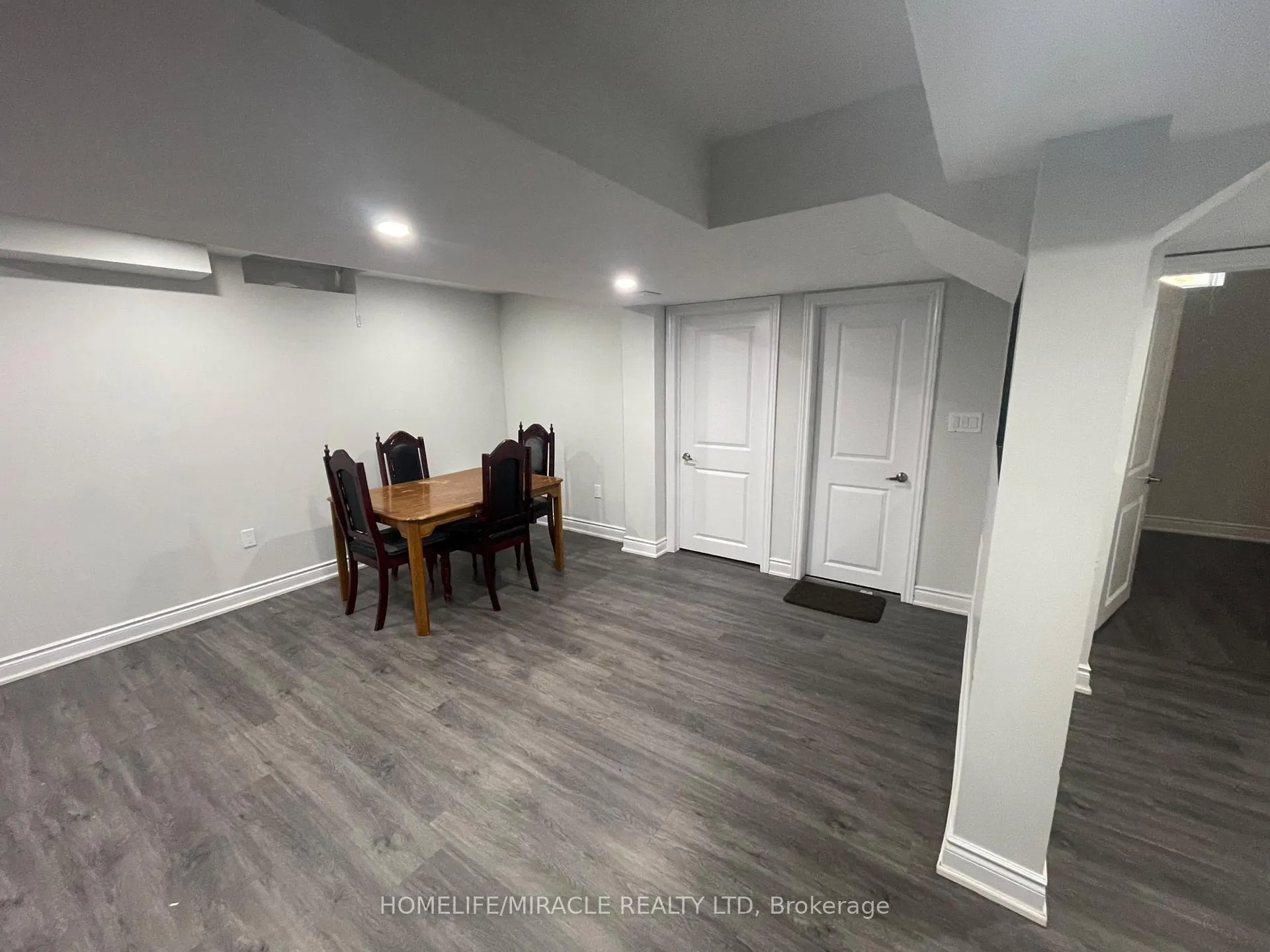 Photo 12 of Unit Basement, 67 Cobriza Crescent, Brampton, Northwest Brampton — HOMEH