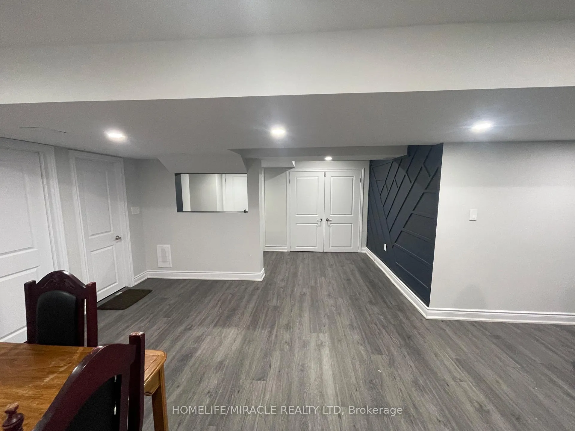 Photo 13 of Unit Basement, 67 Cobriza Crescent, Brampton, Northwest Brampton — HOMEH