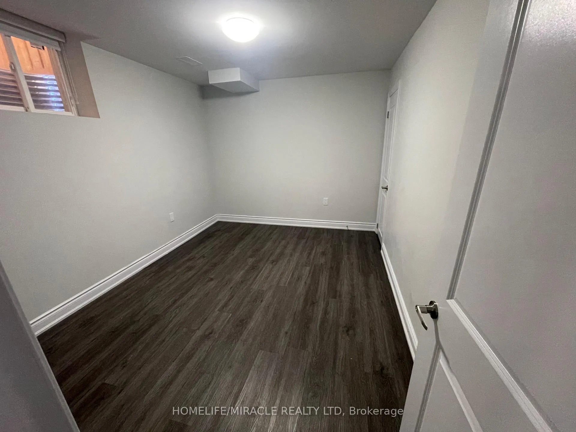 Photo 16 of Unit Basement, 67 Cobriza Crescent, Brampton, Northwest Brampton — HOMEH