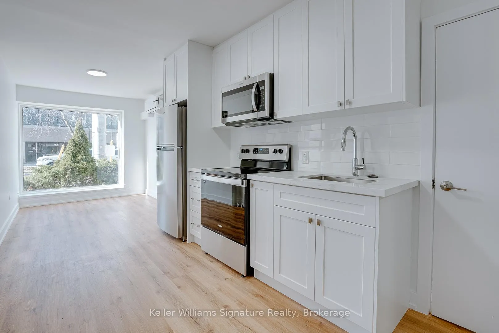 Photo 6 of Unit 6, 200 King Street, St. Catharines, Downtown — HOMEH
