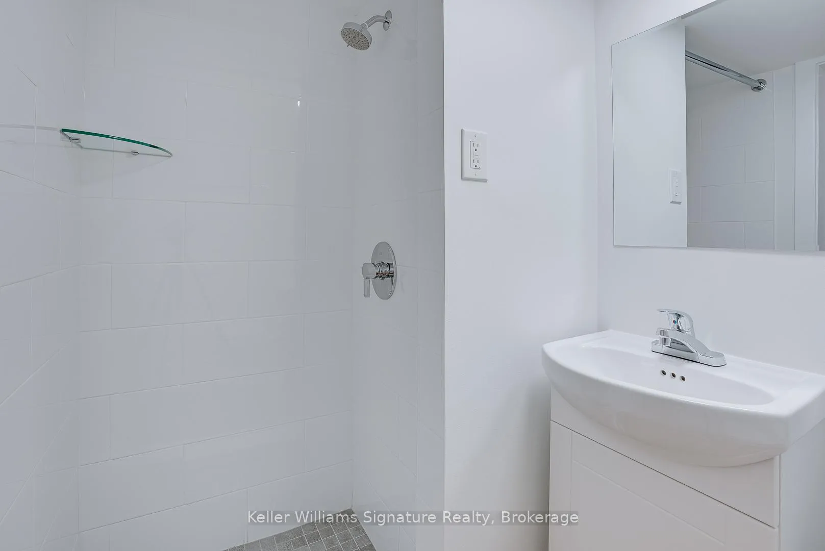 Photo 7 of Unit 6, 200 King Street, St. Catharines, Downtown — HOMEH
