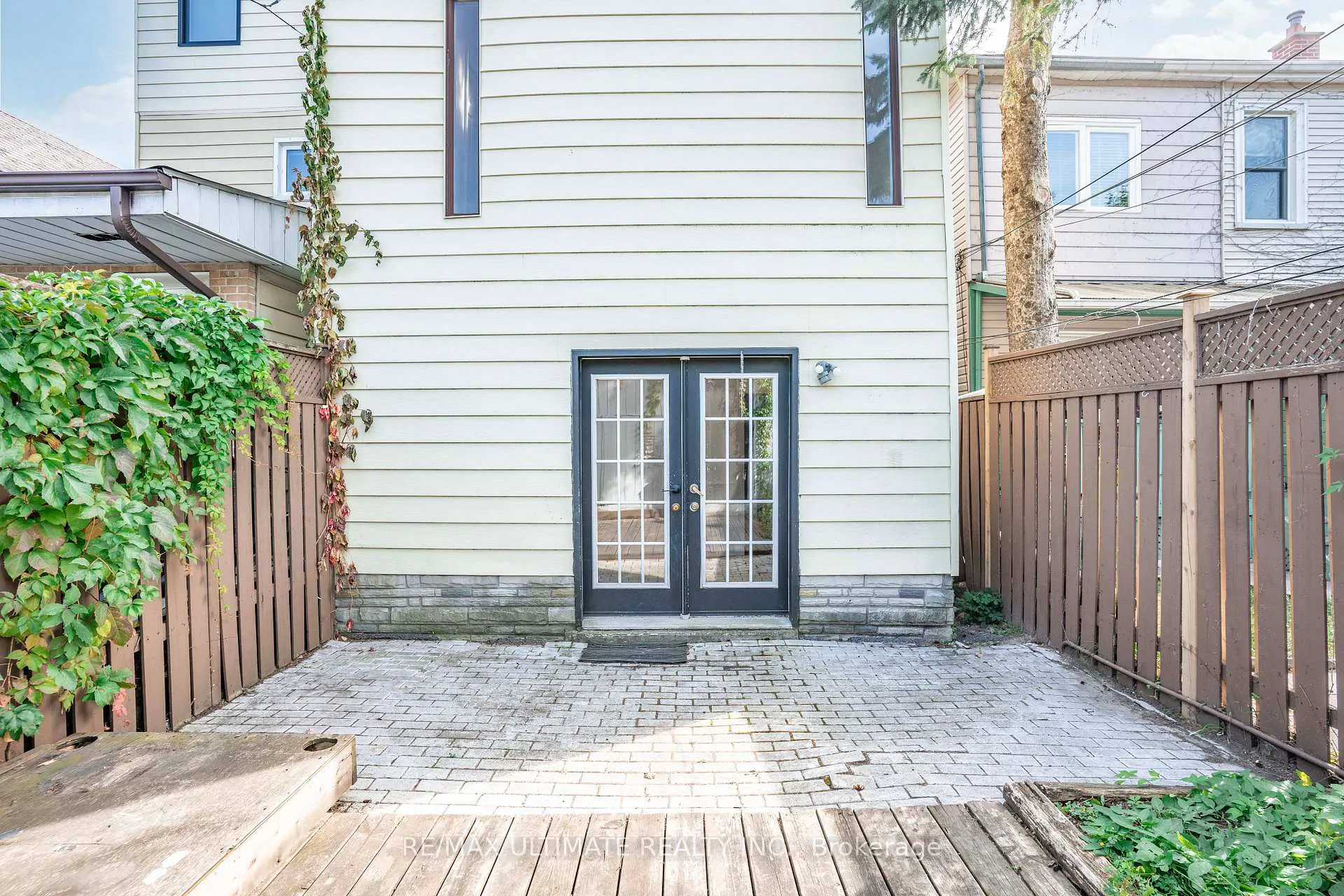 Photo 33 of 122 Harcourt Avenue, Toronto, Blake-Jones — HOMEH