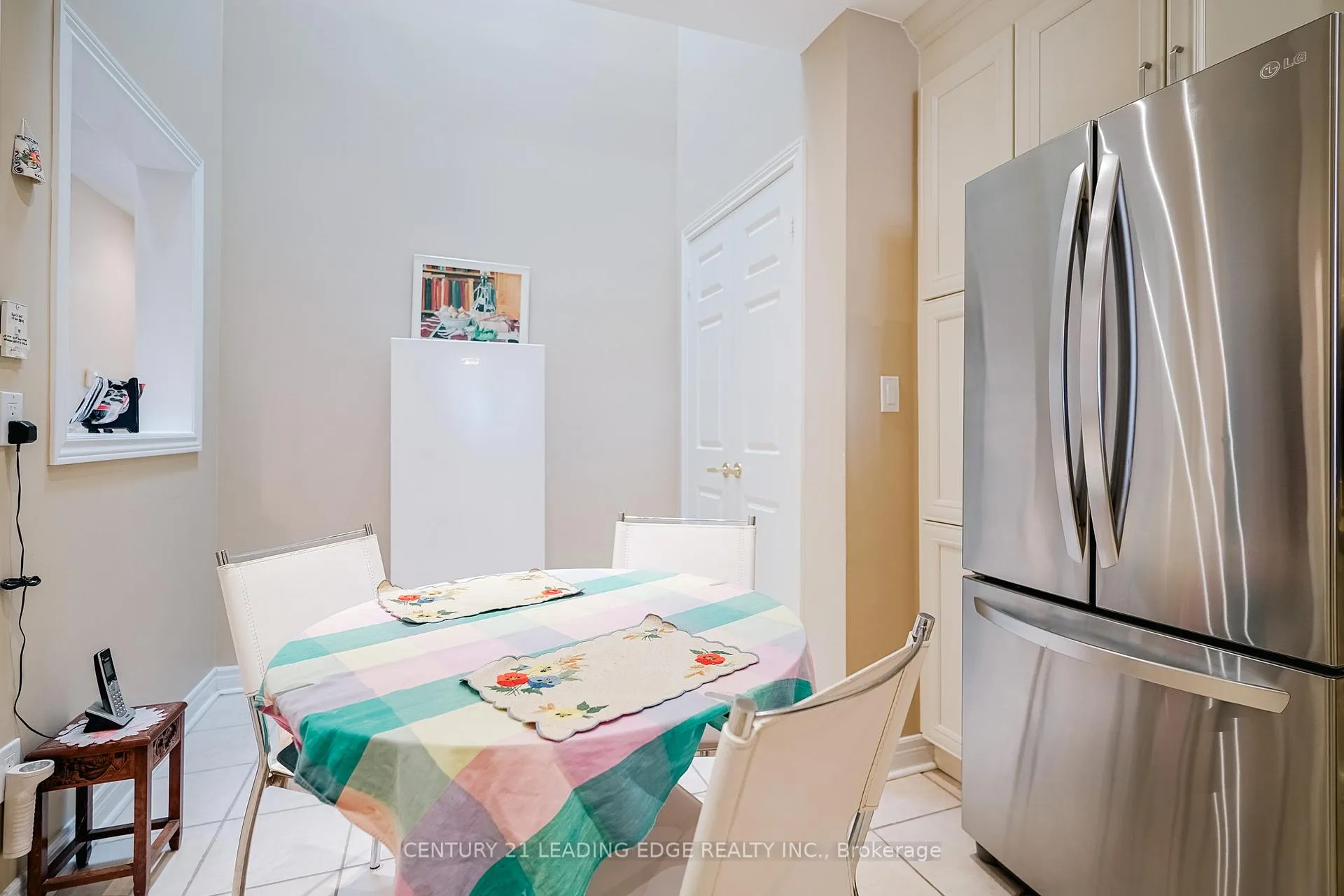 Photo 14 of 12 Lakeside Vista Way, Markham, Greensborough — HOMEH
