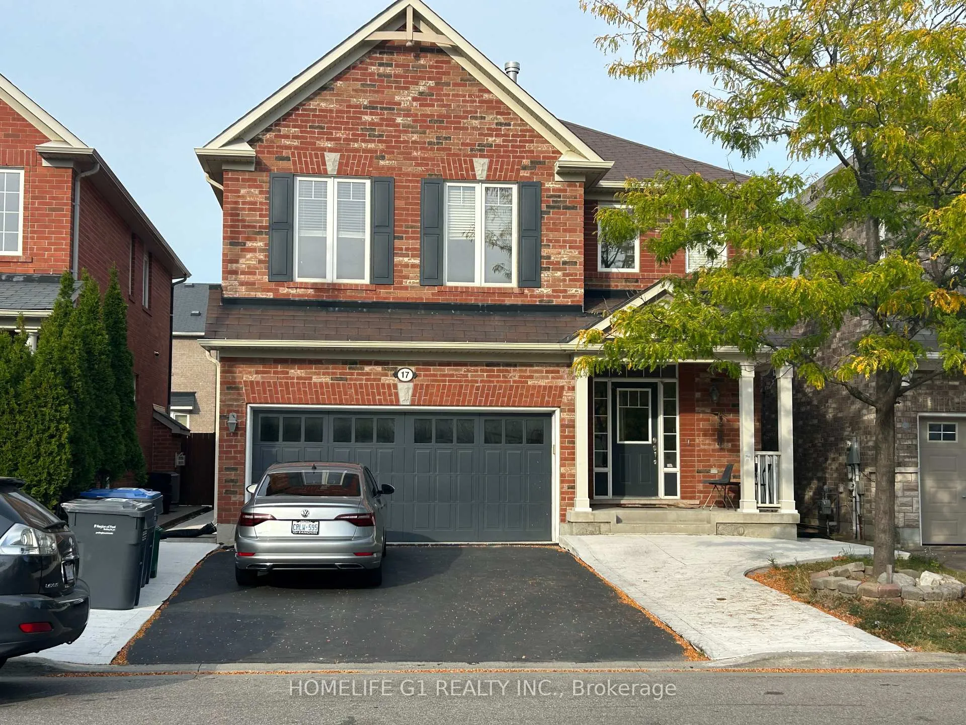 Photo 1 of 17 Seascape Crescent, Brampton, Bram East — HOMEH