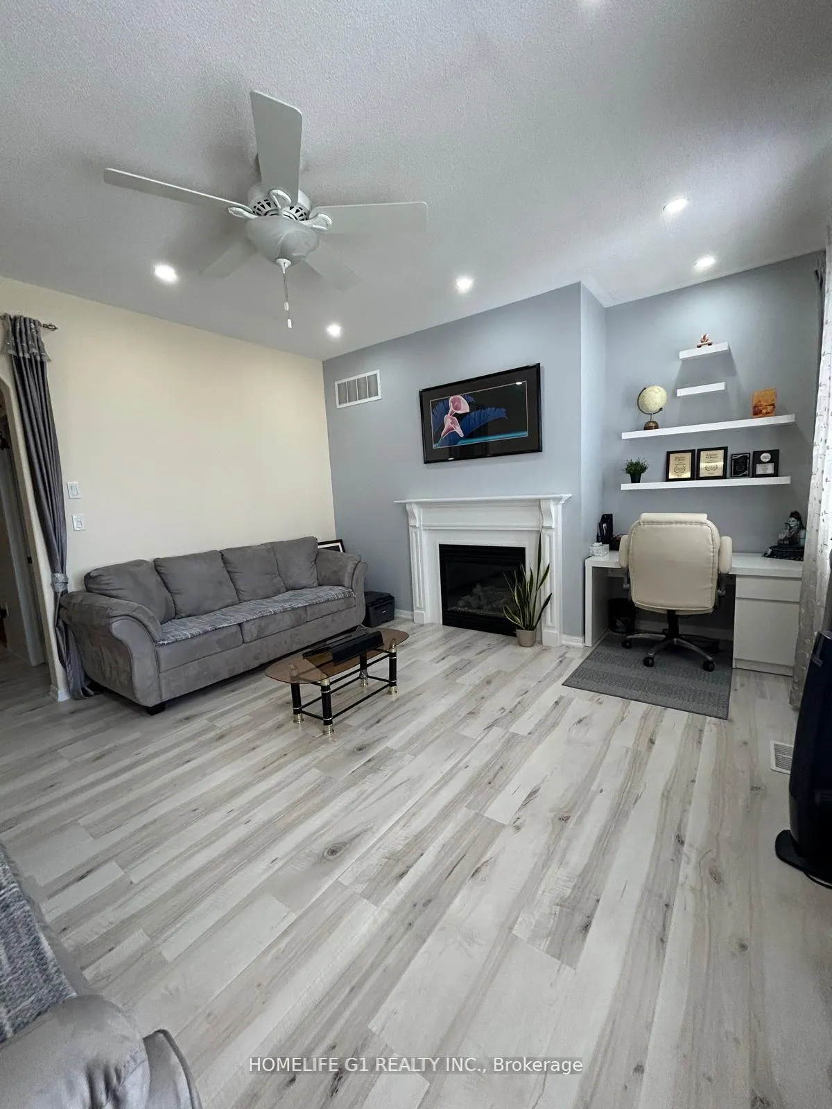 Photo 12 of 17 Seascape Crescent, Brampton, Bram East — HOMEH