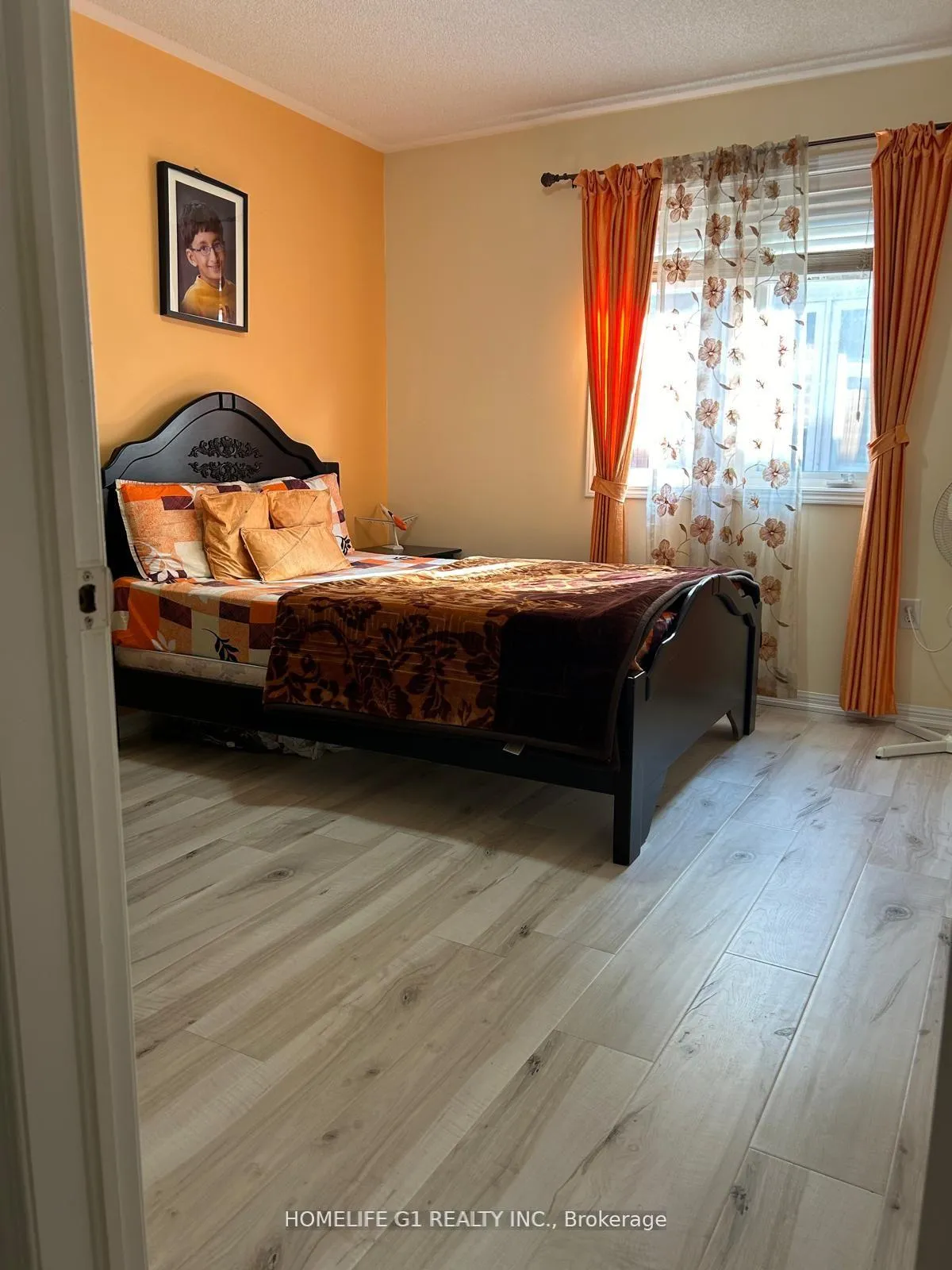 Photo 14 of 17 Seascape Crescent, Brampton, Bram East — HOMEH