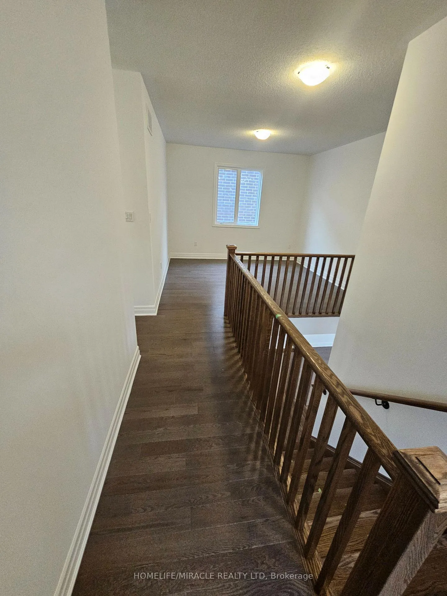 Photo 13 of 1307 Lily Crescent, Milton, Walker — HOMEH