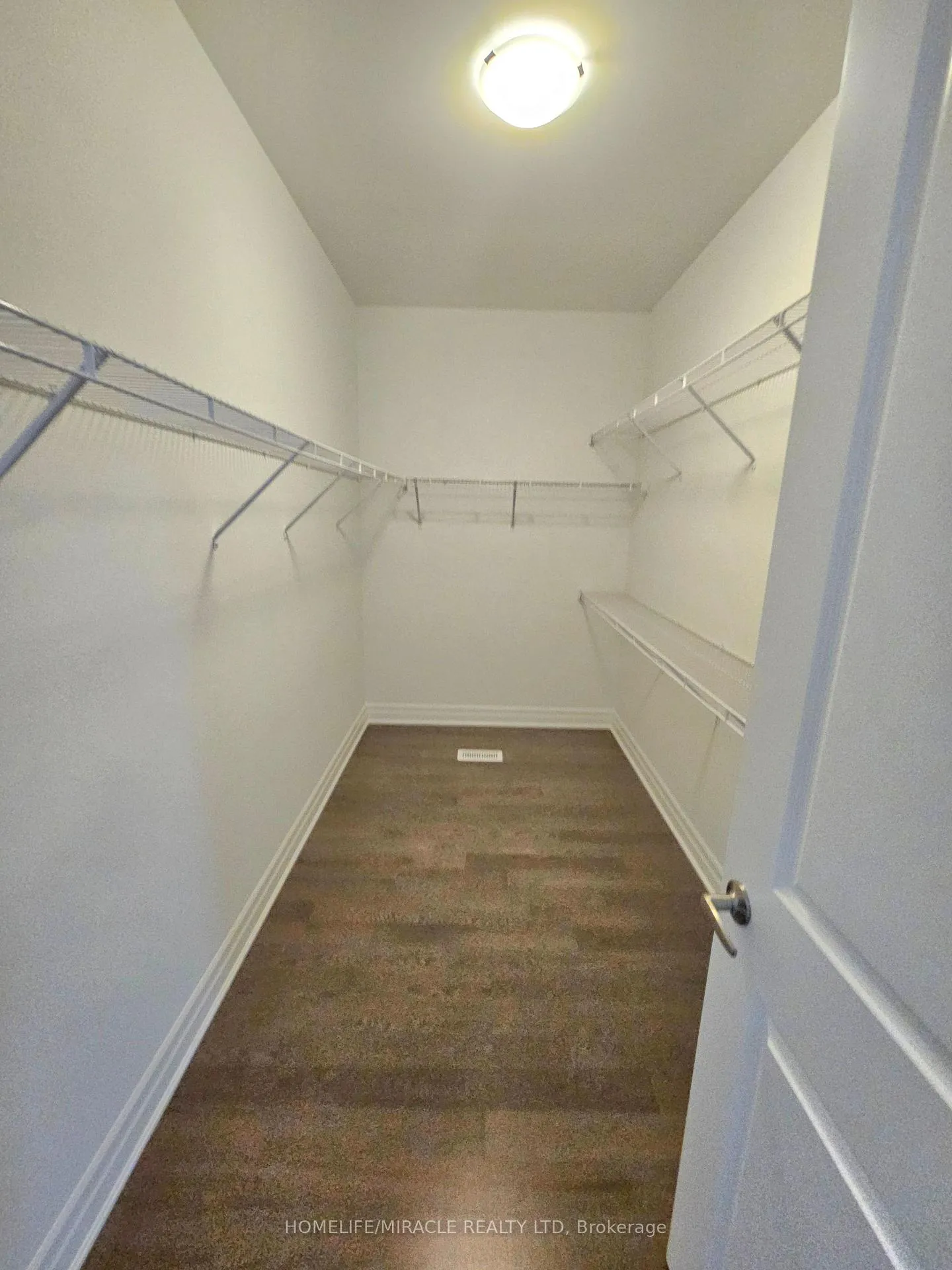 Photo 21 of 1307 Lily Crescent, Milton, Walker — HOMEH