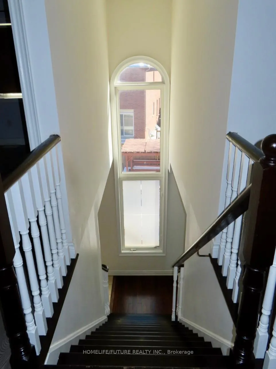 Photo 5 of 25 Gamble Drive, Ajax, Northeast Ajax — HOMEH