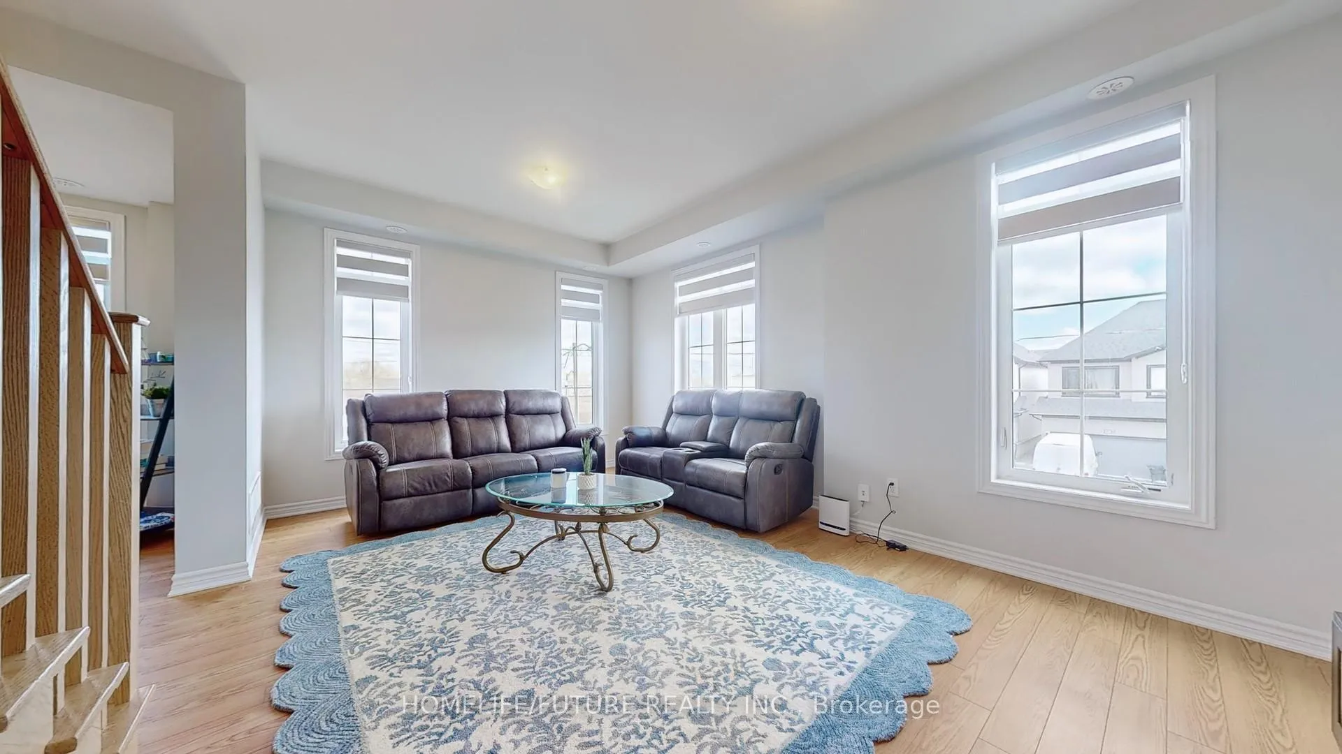 Photo 5 of 1070 Dyas Avenue, Oshawa, Kedron — HOMEH