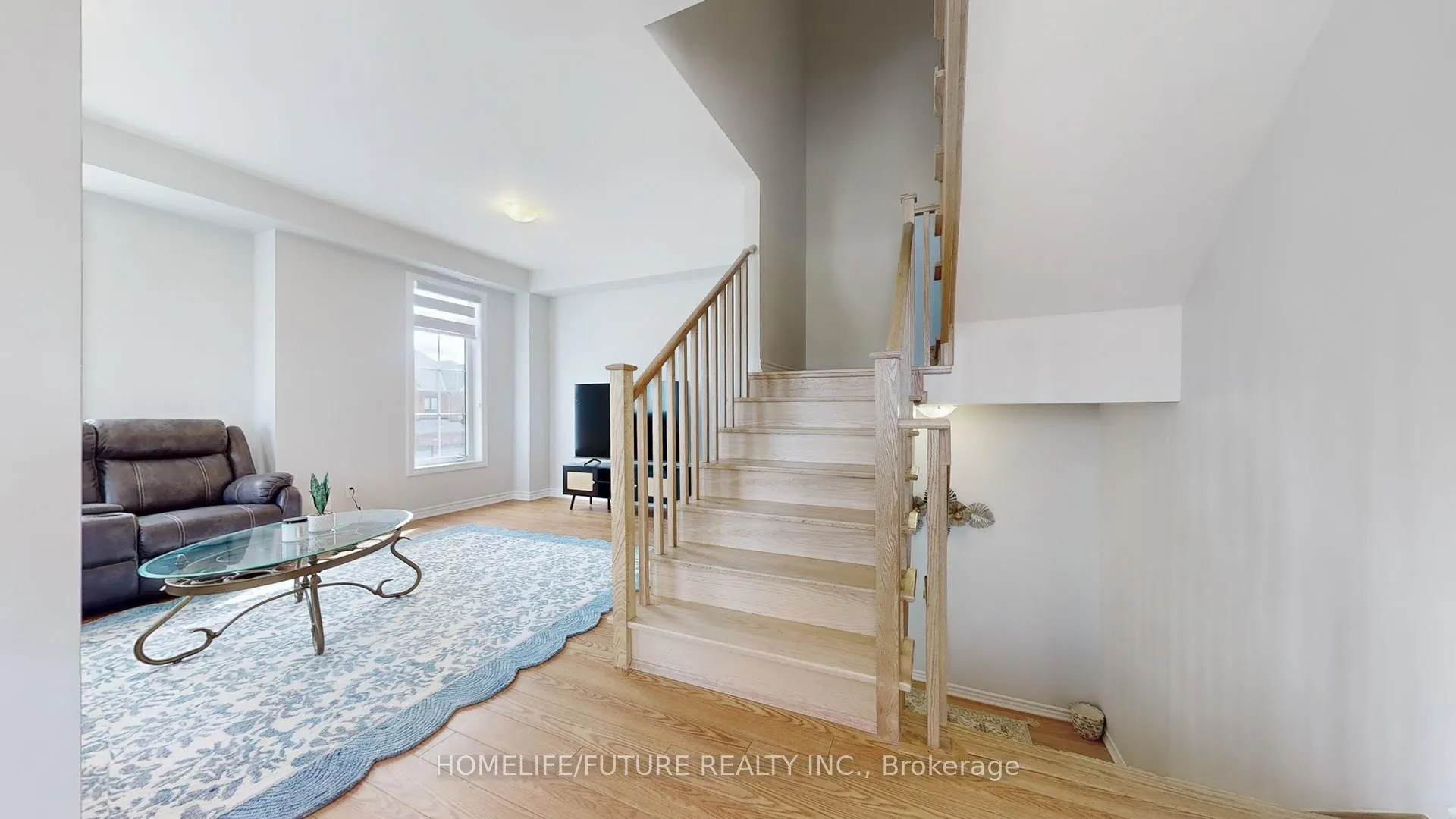 Photo 17 of 1070 Dyas Avenue, Oshawa, Kedron — HOMEH
